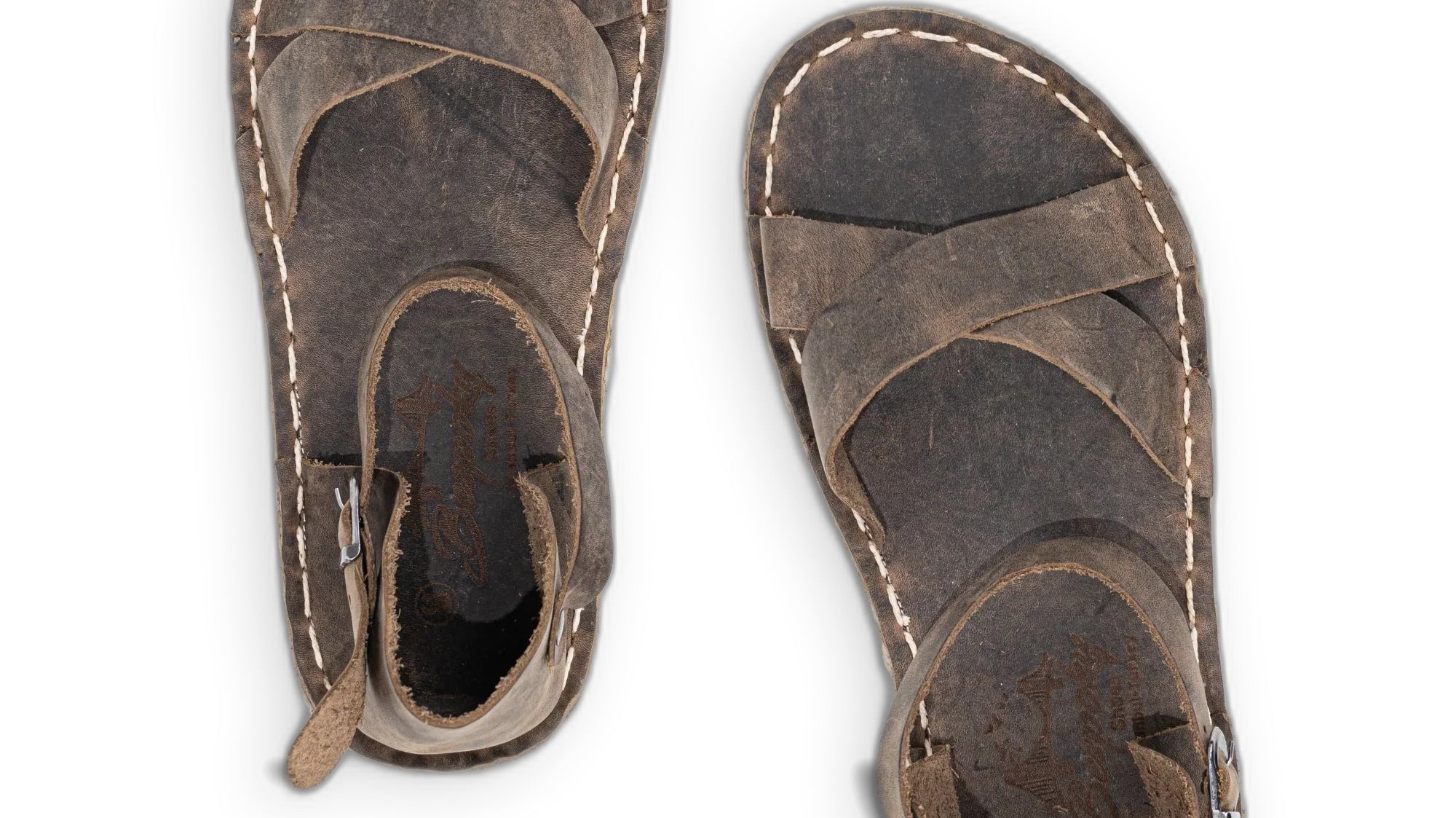 Barefoot shoes for flat feet — wide toe box design by Bespoky