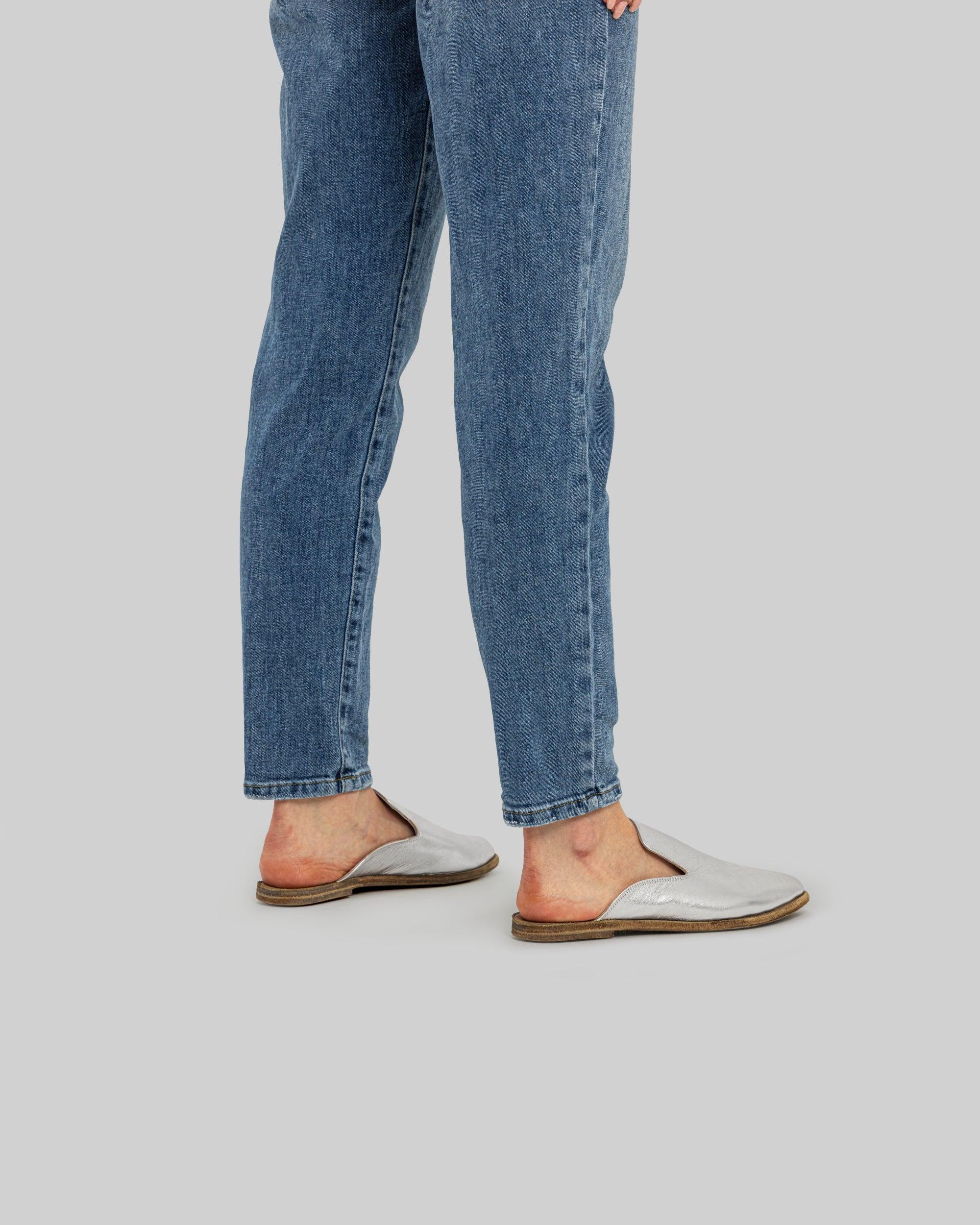 Detail Silver Pointed Toe Mules - Handcrafted Calf Leather Turkey | Bespoky