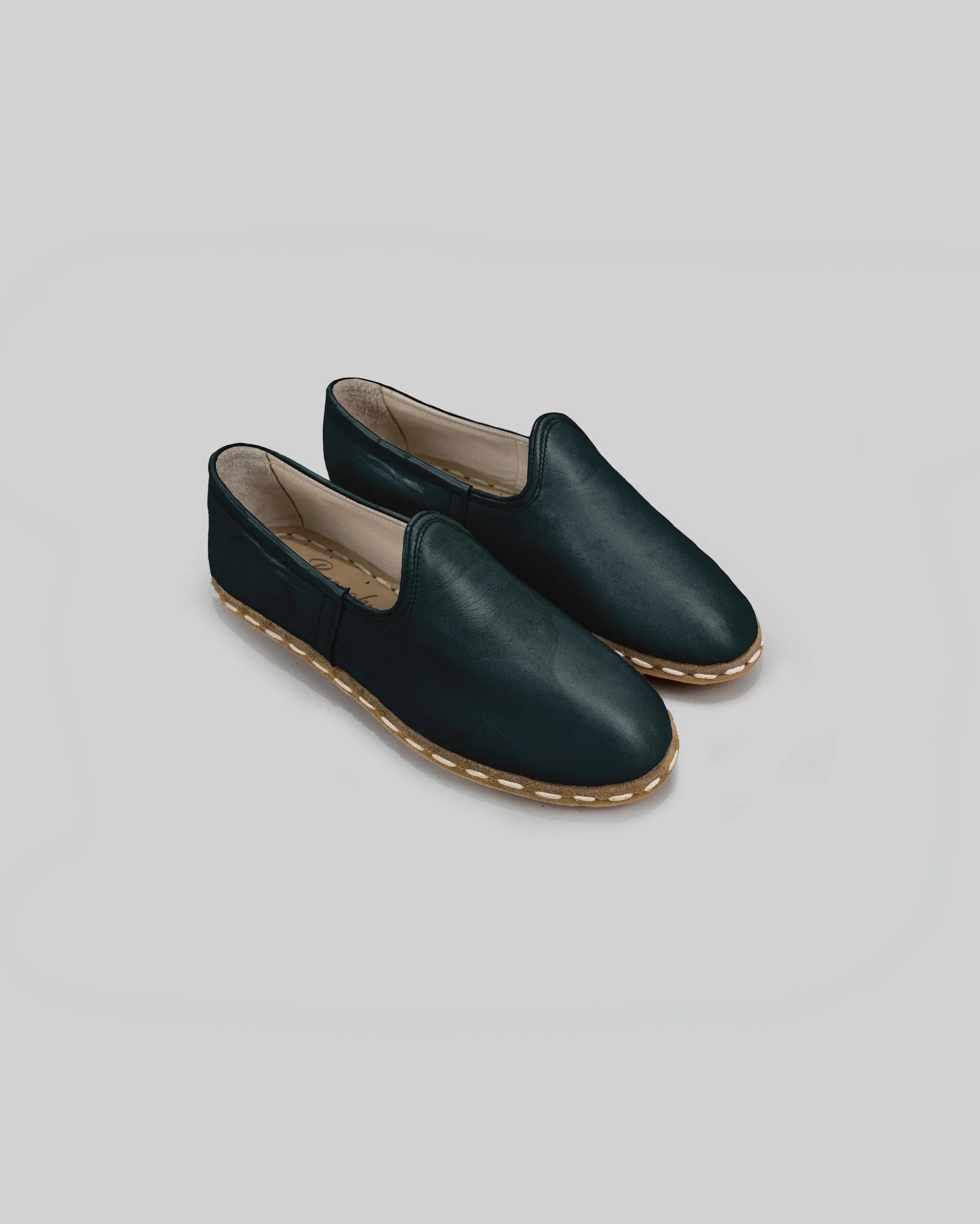 Women's Dark Green Yemeni Shoes - Handcrafted Calf Leather Wide Toe Box | Bespoky