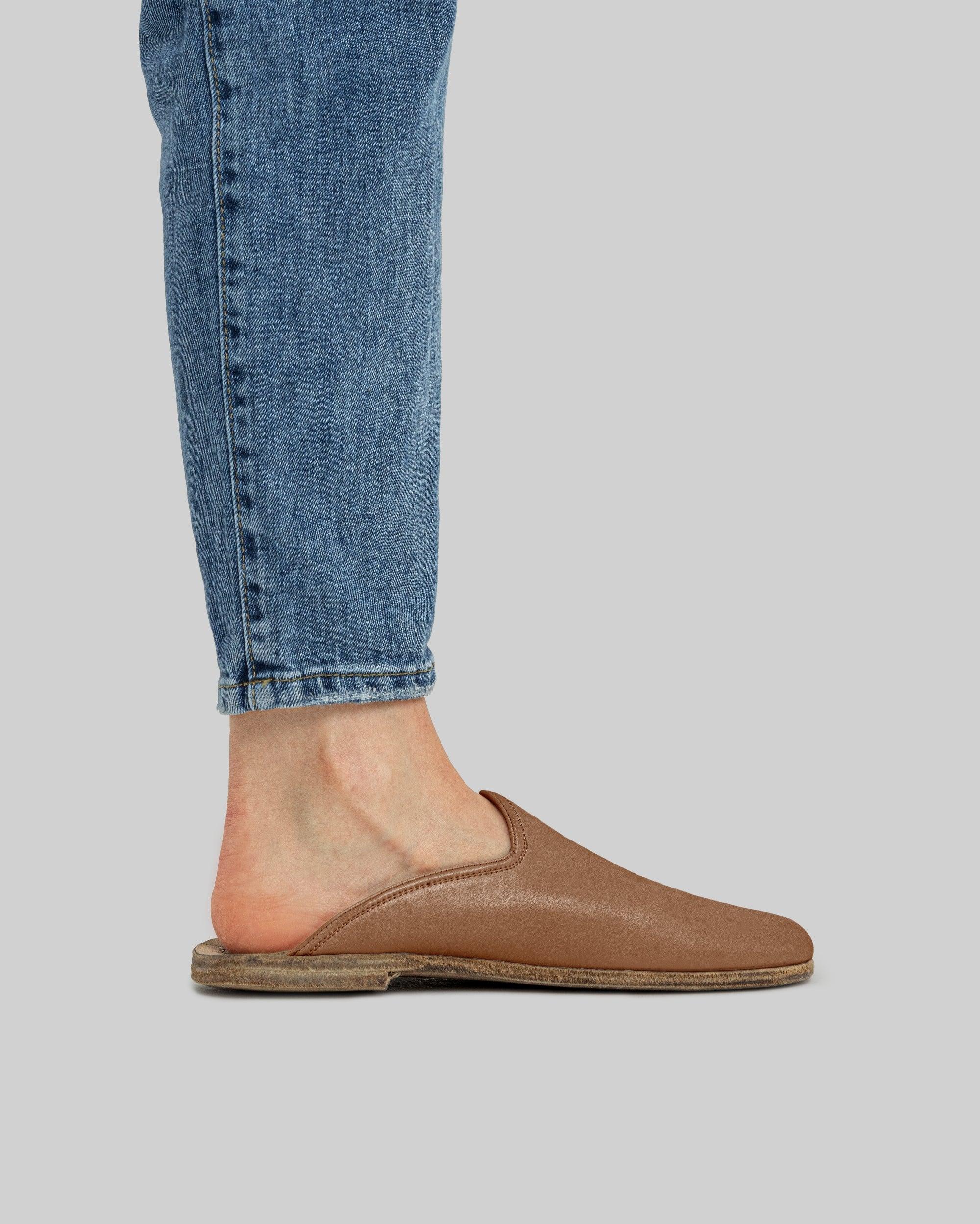 Side view Gold Shearling Slippers - Calf Leather Zero Drop | Bespoky