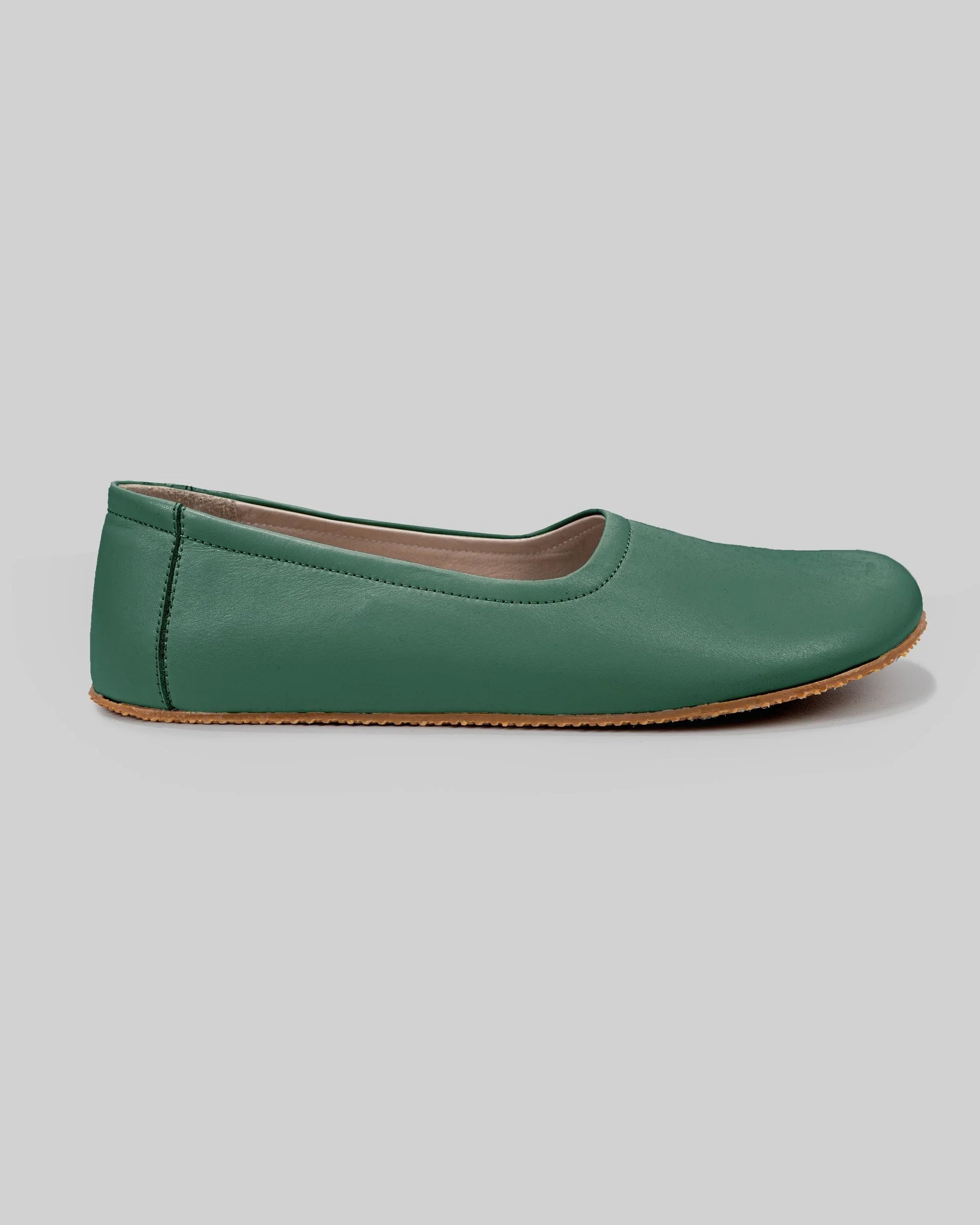 Close-up kalfsleer - Detail groene ballerina's | Bespoky