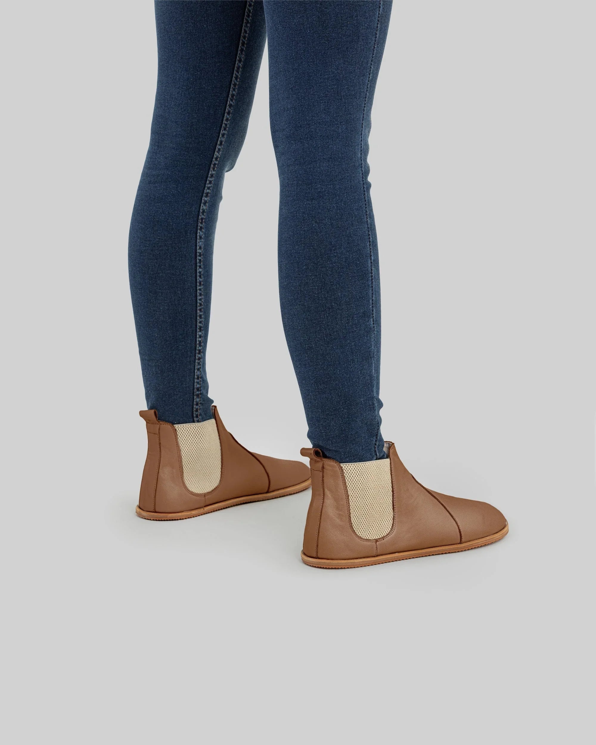 Detail Tan Chelsea Boots - Handcrafted Calf Leather Turkey | Bespoky