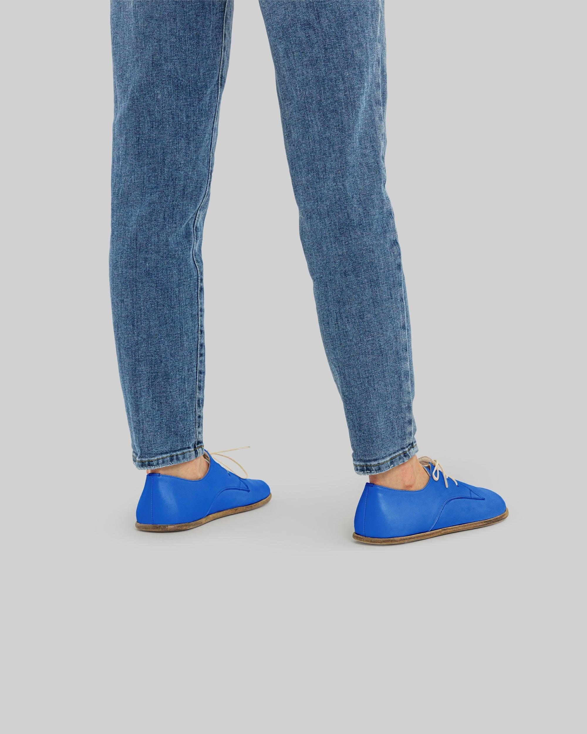 Close-up calf leather - Blue Oxford Shoes Detail | Bespoky