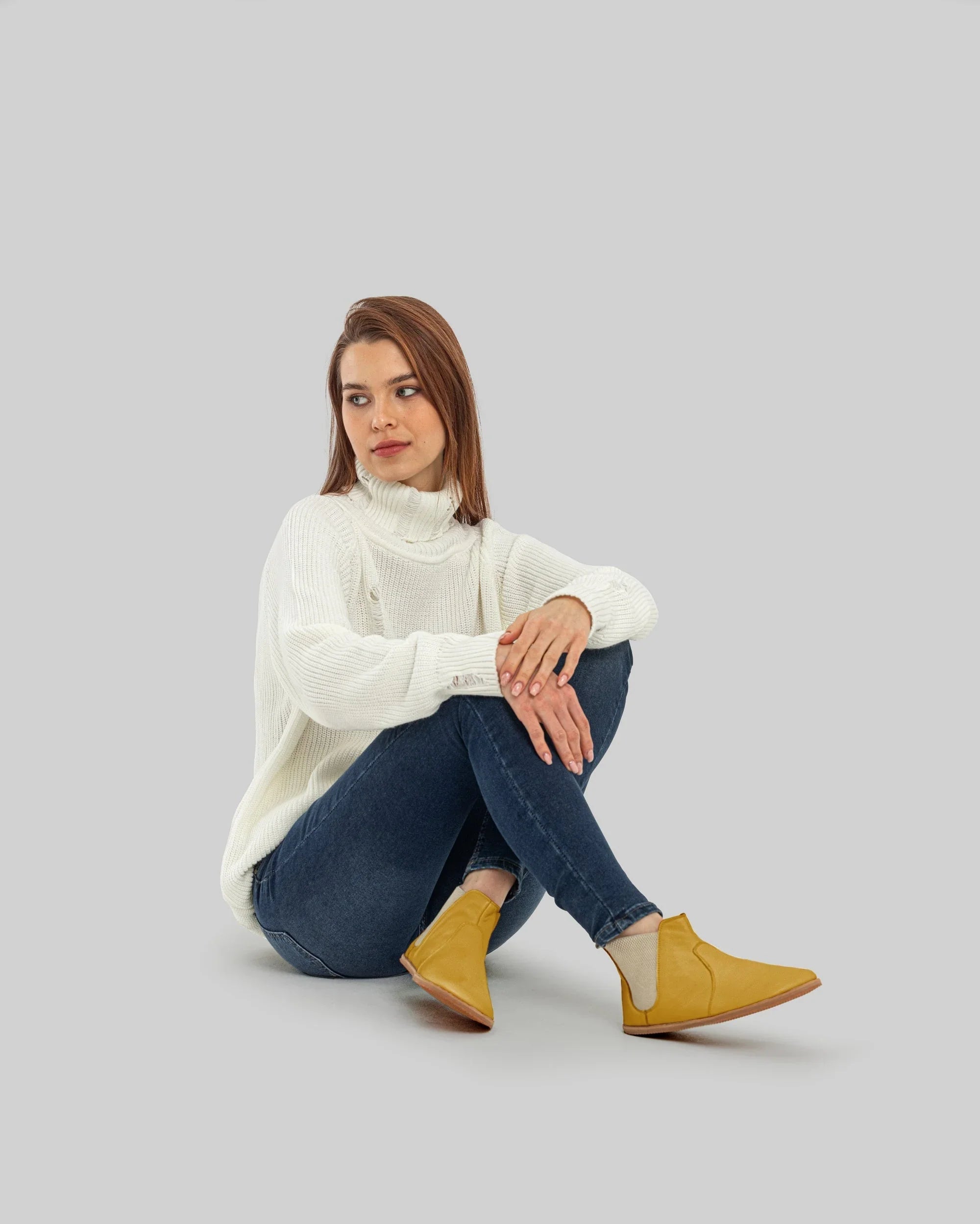 Close-up calf leather - Mustard Chelsea Boots Detail | Bespoky