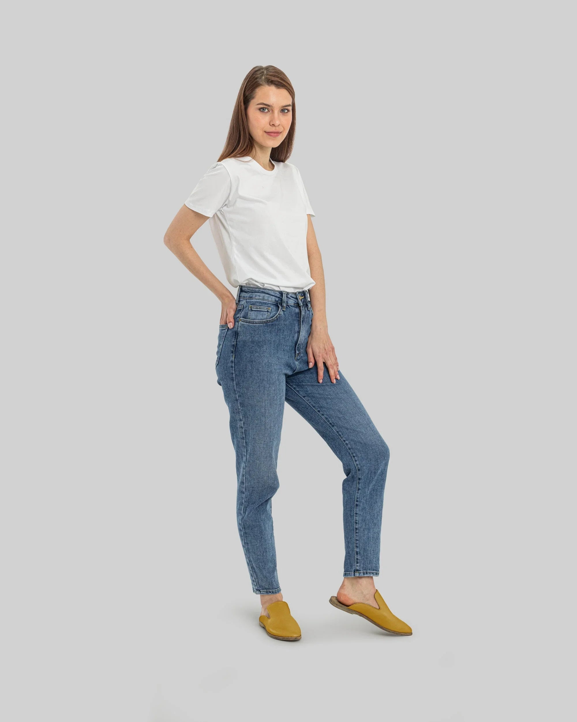 Paar mosterdkleurige muiltjes met puntige neus - barefoot brede teen kalfsleer | Bespoky