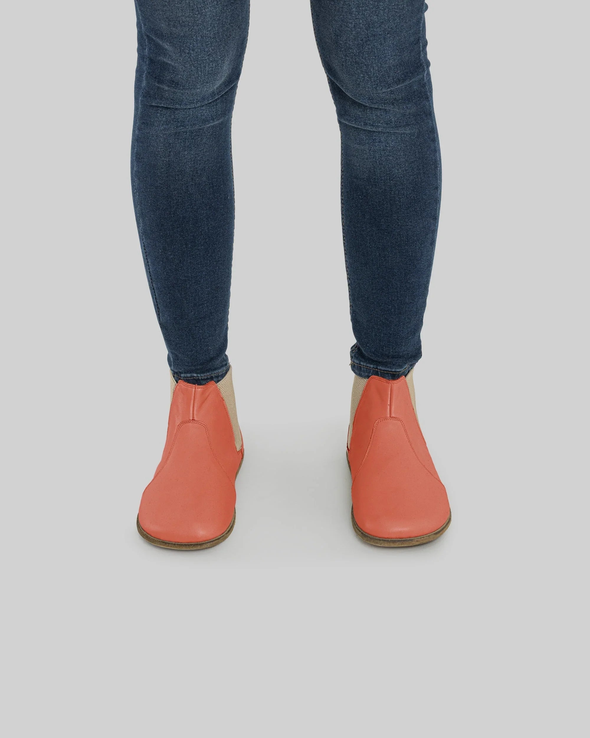Detail Pomegranate Chelsea Boots - Handcrafted Calf Leather Turkey | Bespoky