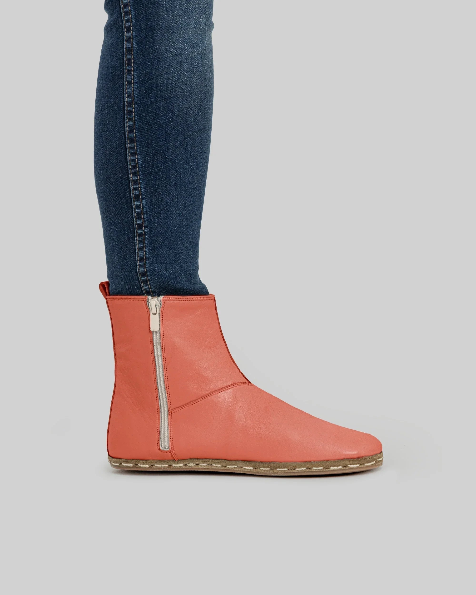 Detail Pomegranate Chelsea Boots - Handcrafted Calf Leather Turkey | Bespoky