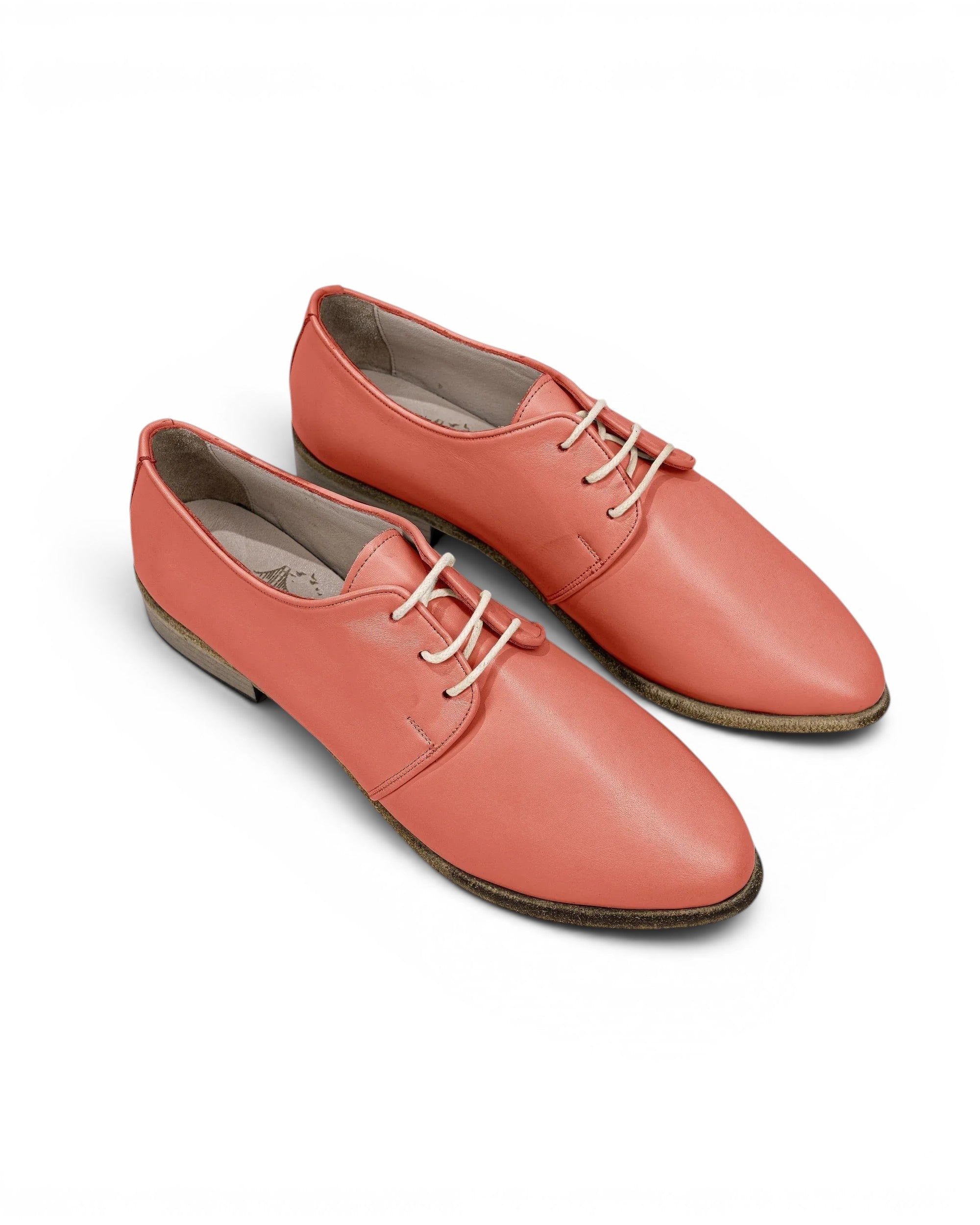 Women's Pomegranate Pointed Toe Oxford - Handcrafted Calf Leather Wide Toe Box | Bespoky
