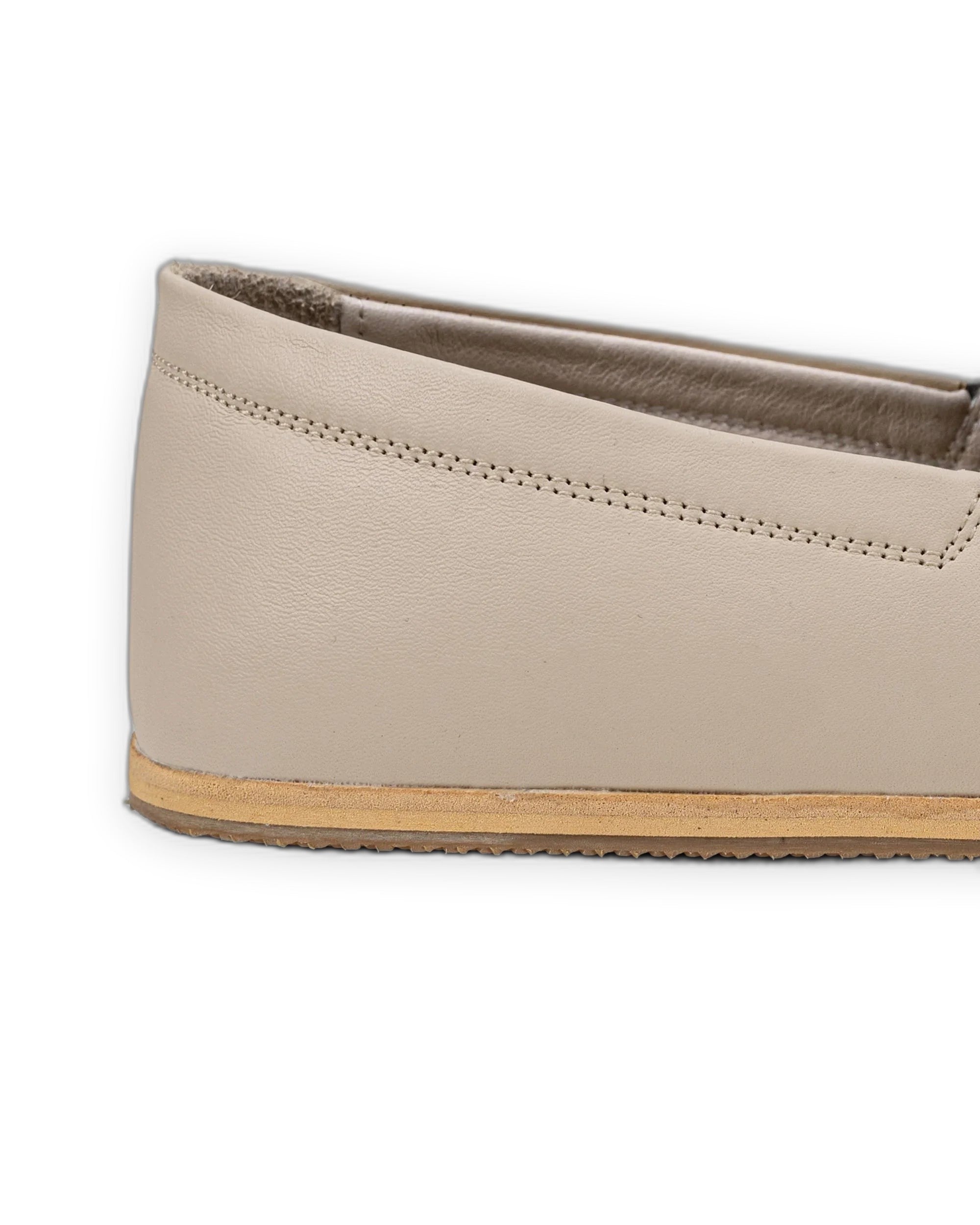Close-up calf leather - Beige Barefoot Shoes Detail | Bespoky