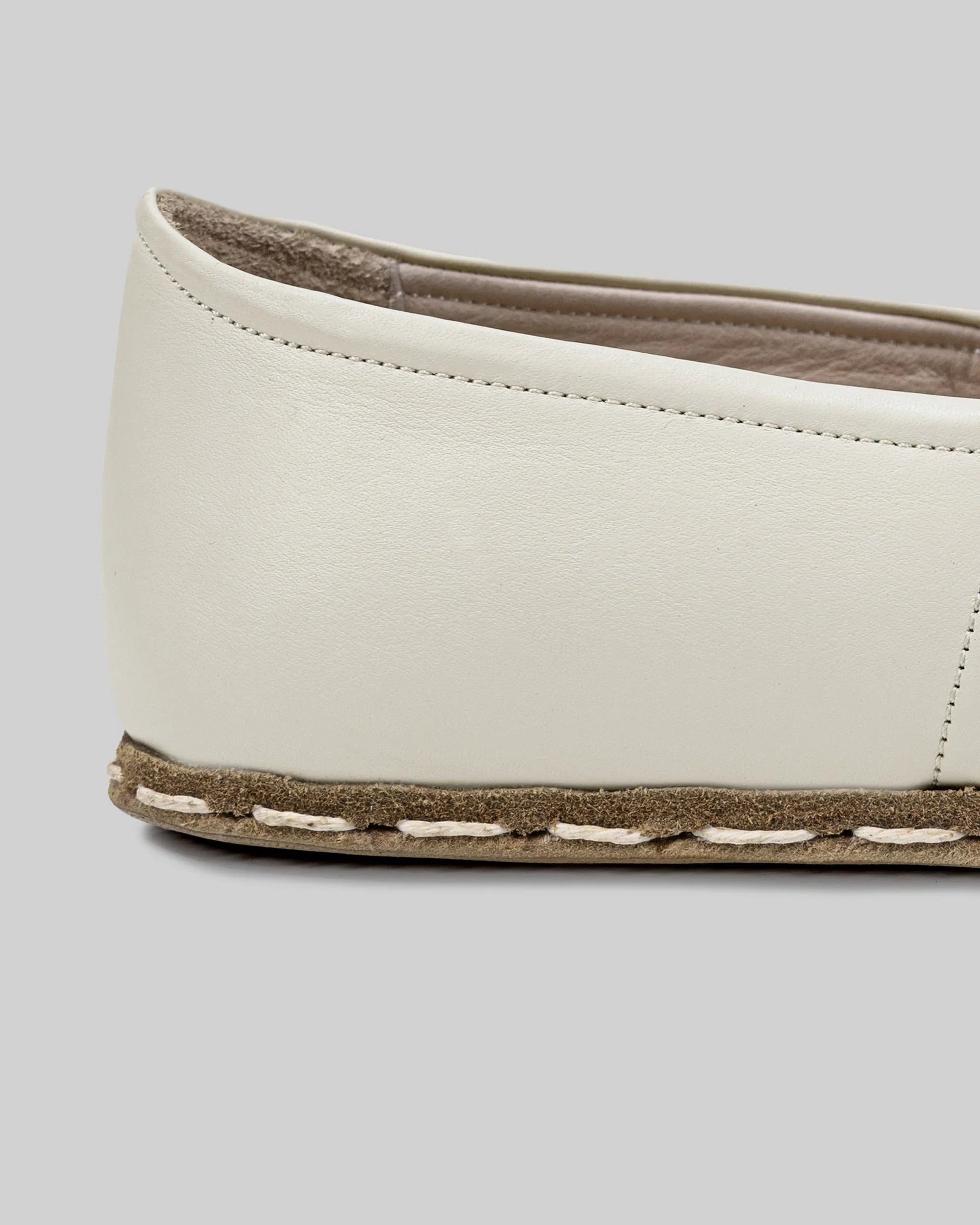 Top view Lucas Beige Barefoot Yemeni - Handcrafted Calf Leather | Bespoky