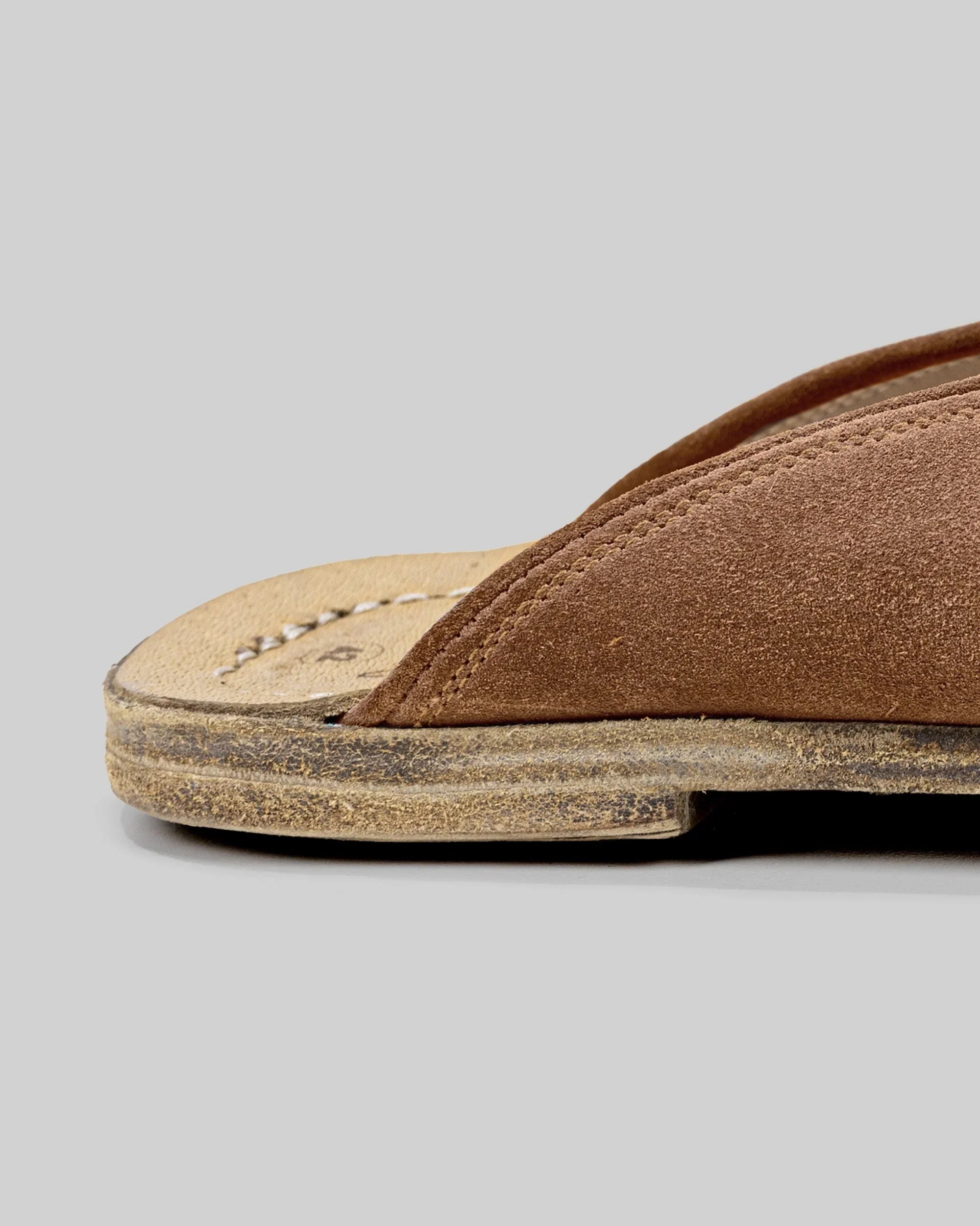 Vista lateral Zapatillas color cuero claro - Cuero de becerro Zero Drop | Bespoky
