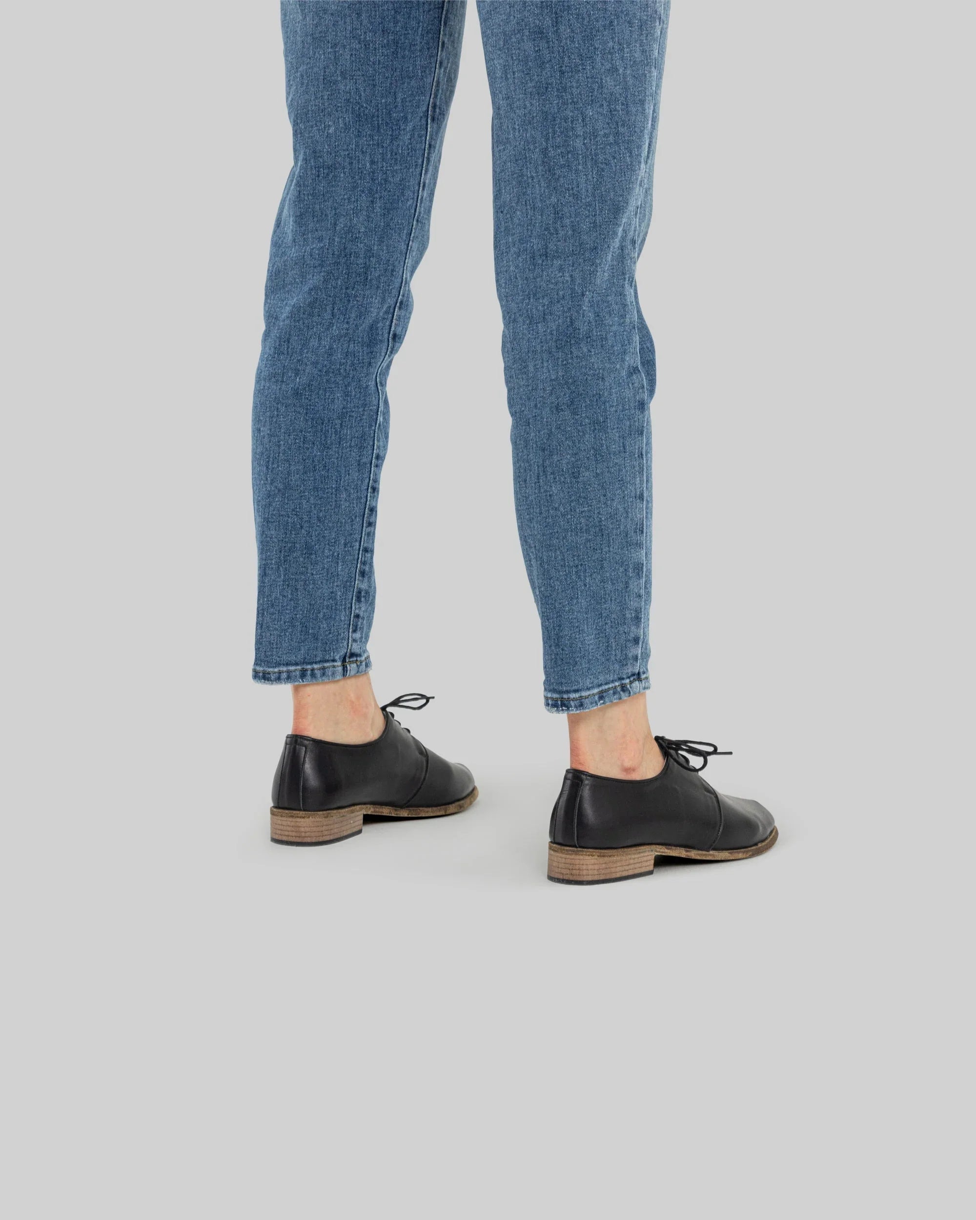 Back view Black Pointed Toe Oxford - Calf Leather Handcrafted | Bespoky