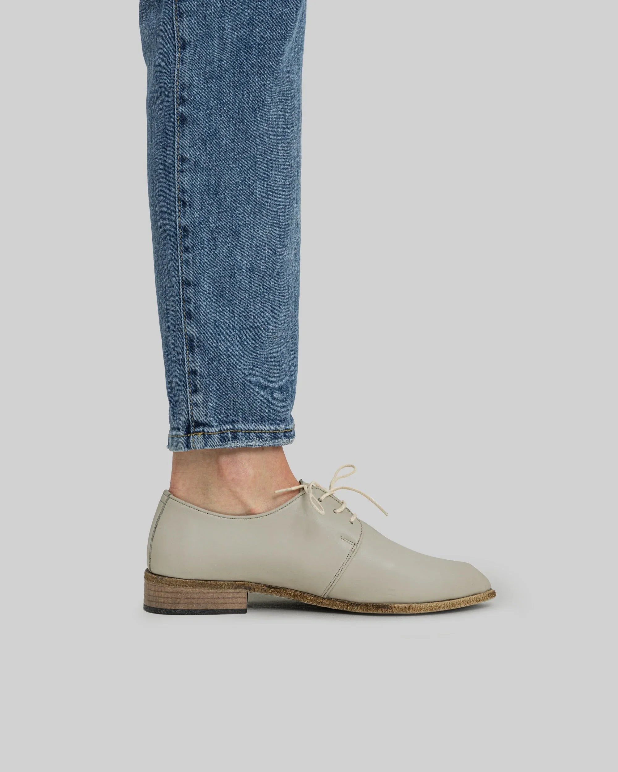 Sole detail Lucas Beige Pointed Toe Oxford - Zero Drop Calf Leather | Bespoky