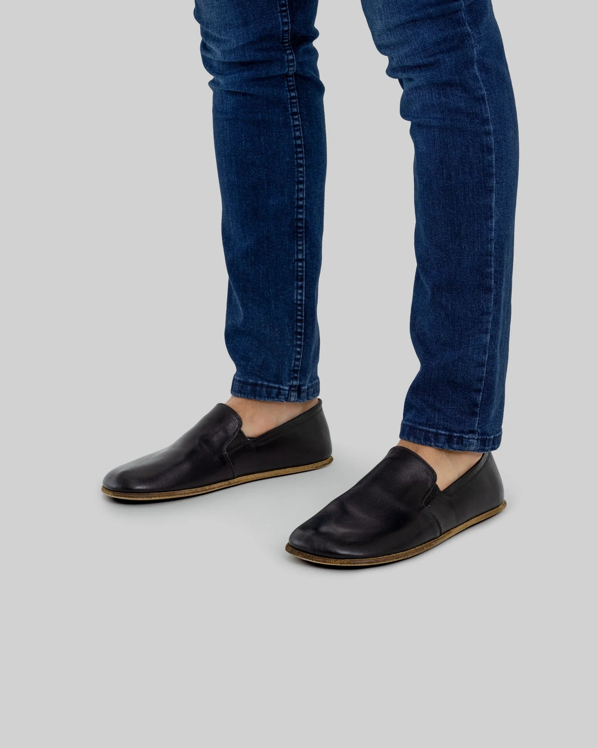 Men's Black Barefoot Shoes - Handcrafted Calf Leather Wide Toe Box | Bespoky