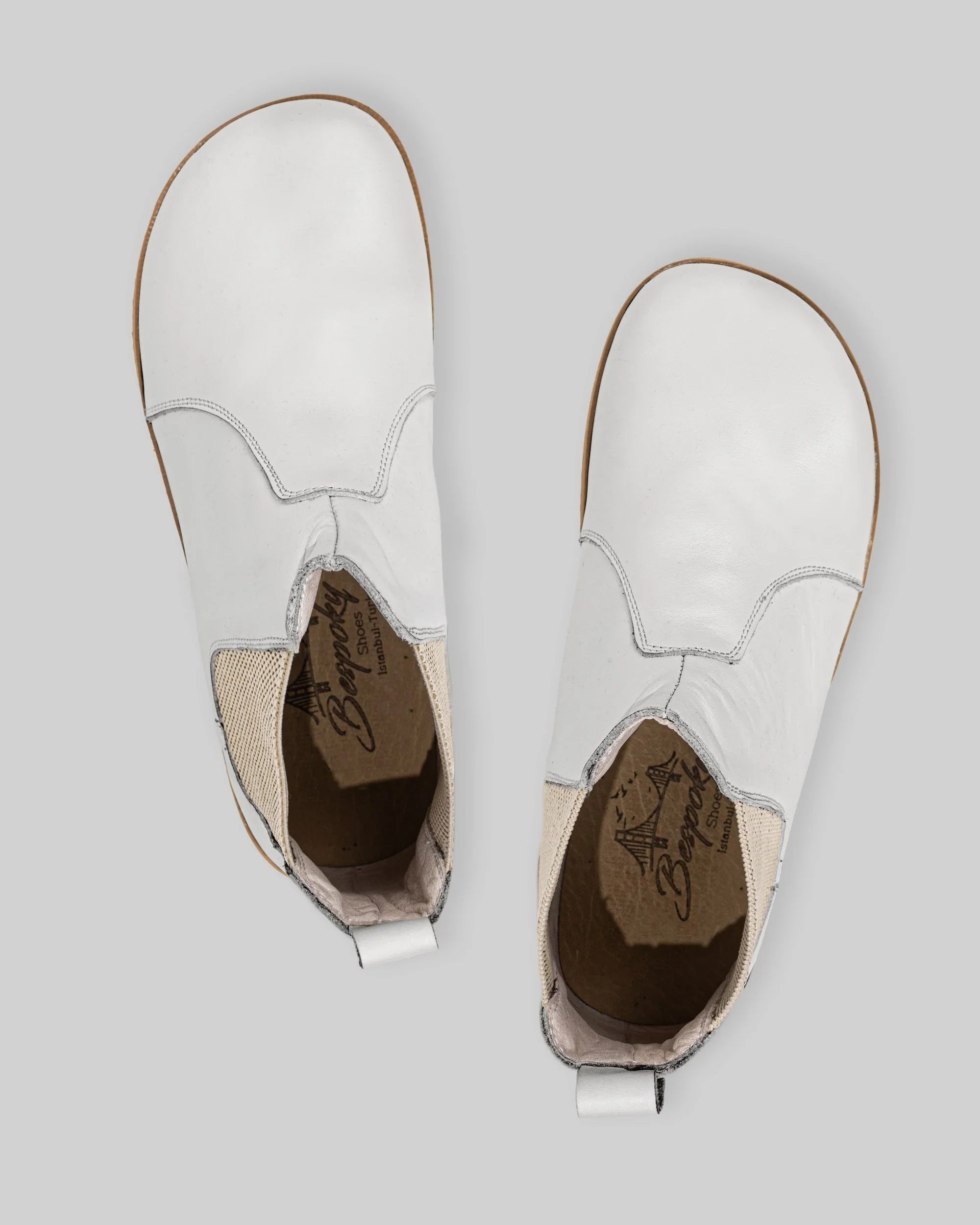 Close-up calf leather - White Chelsea Boots Detail | Bespoky