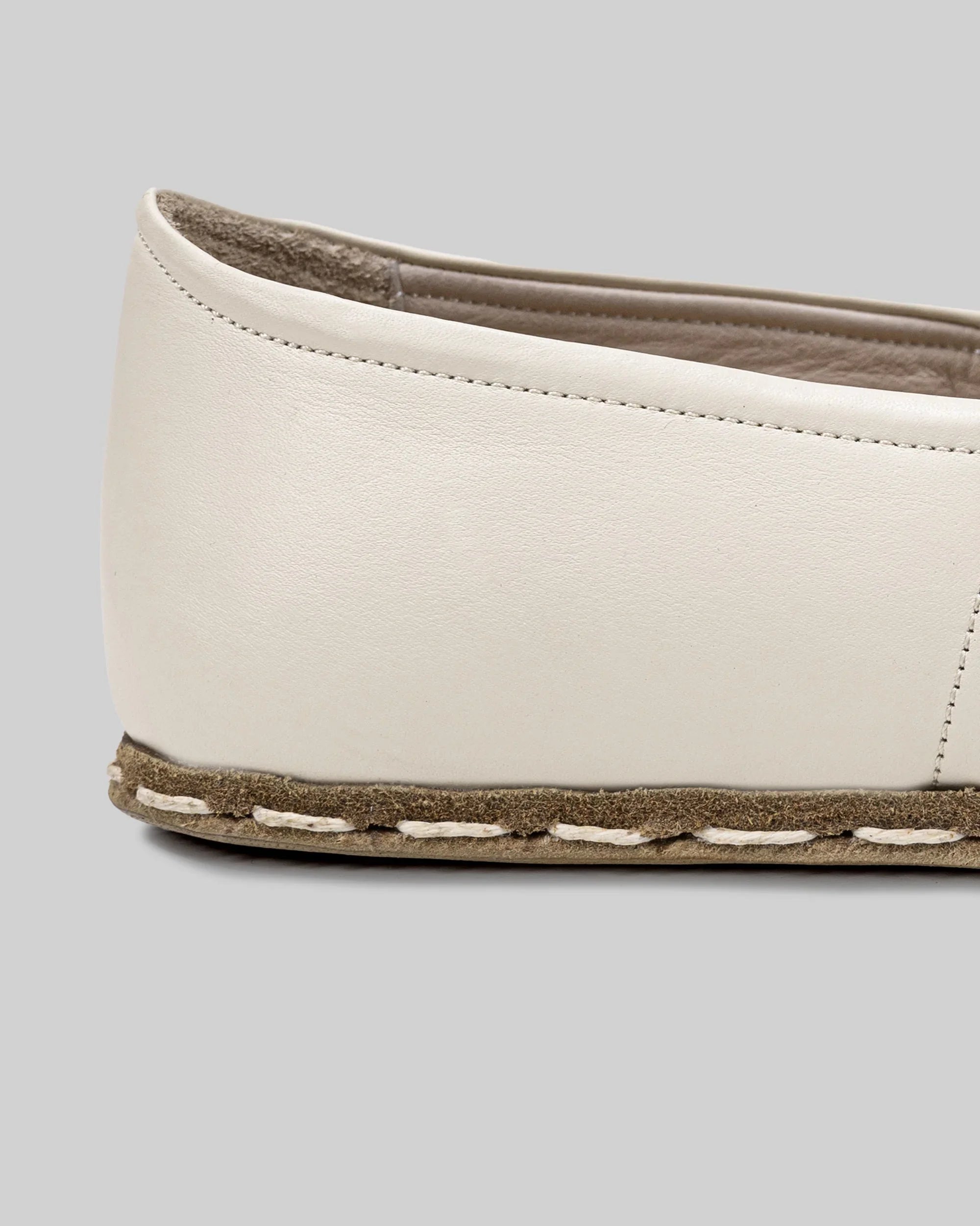 Detail Cream Barefoot Yemeni - Handcrafted Calf Leather Turkey | Bespoky