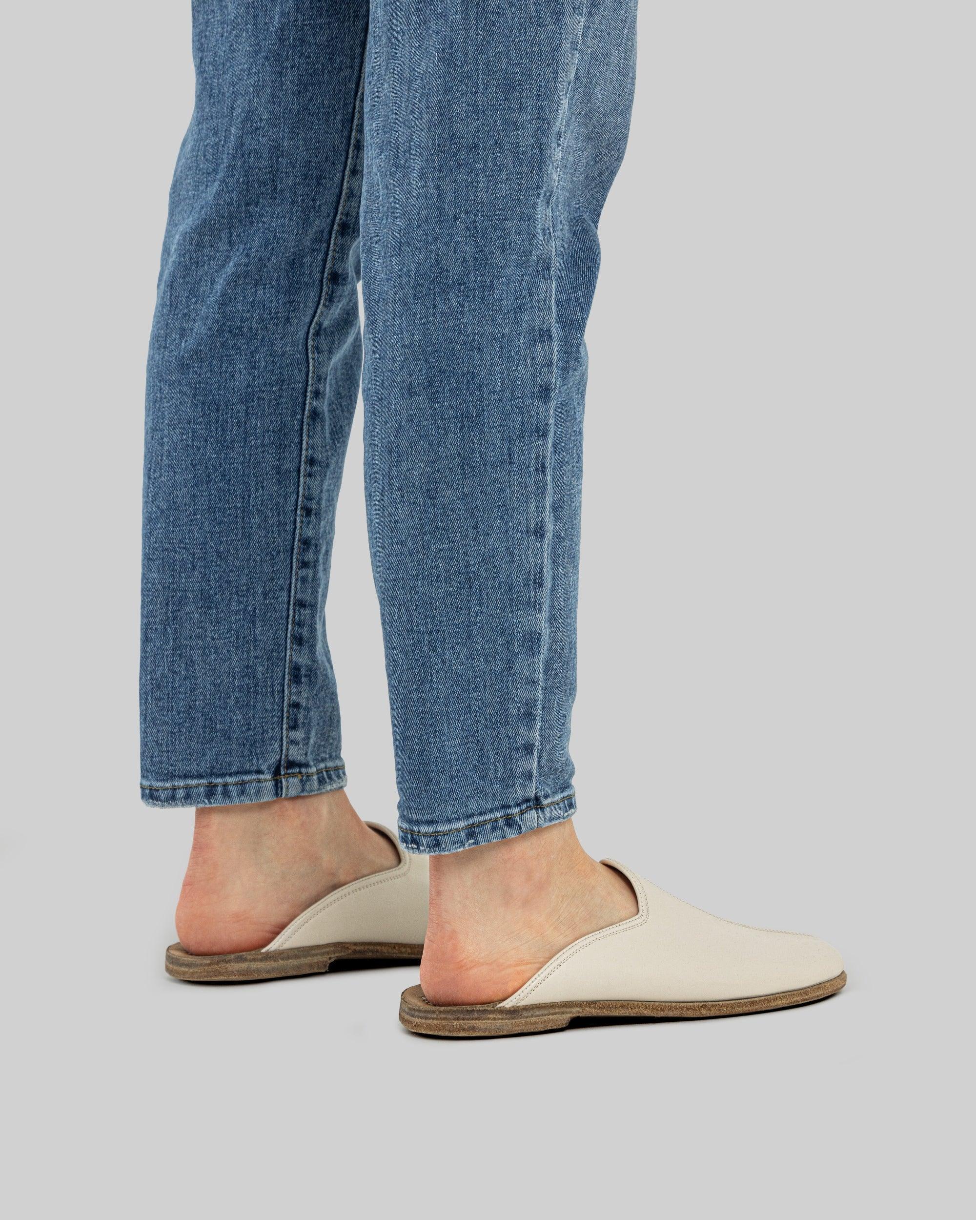 Detail Cream Slippers - Handcrafted Calf Leather Turkey | Bespoky