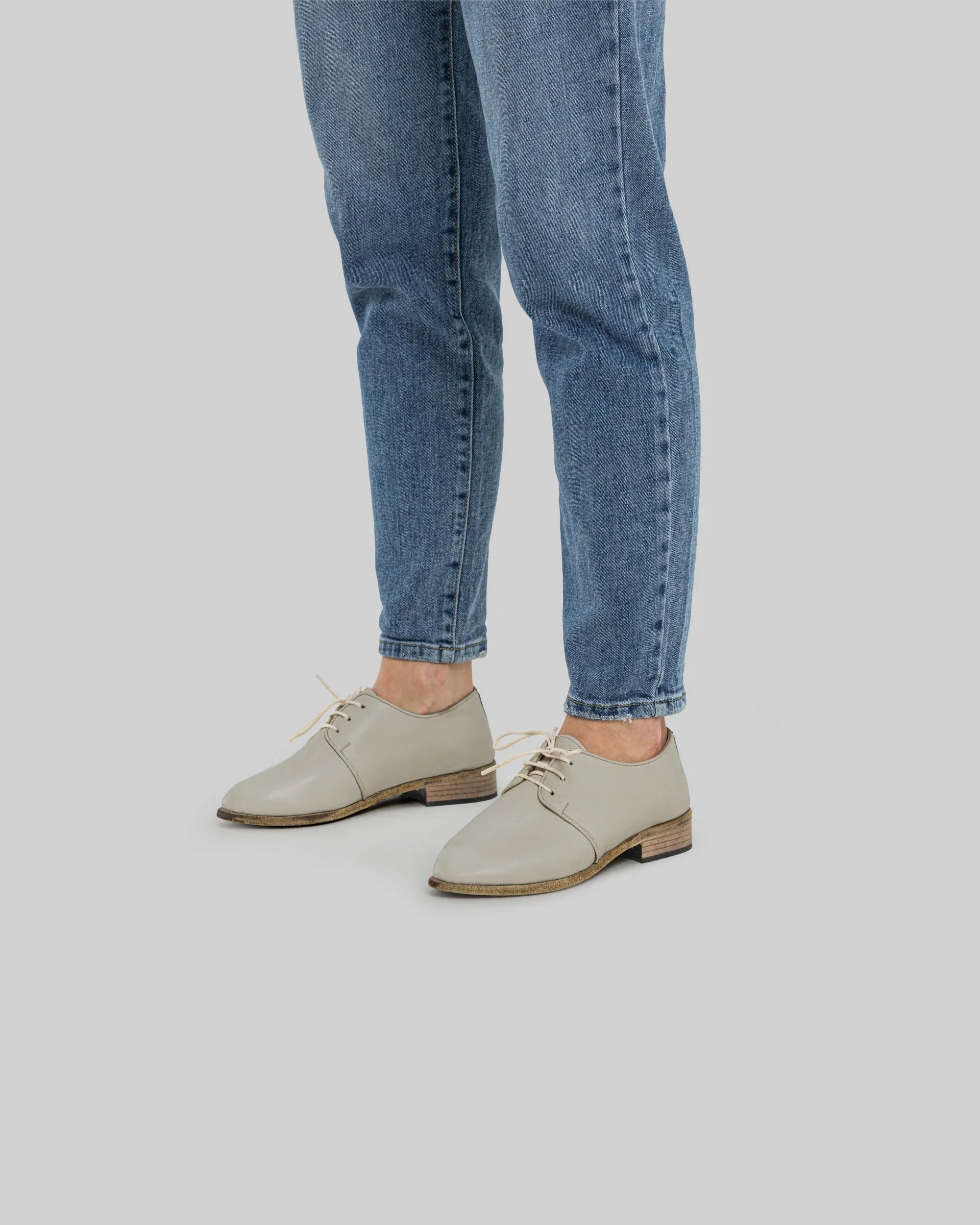 Side view Lucas Beige Pointed Toe Oxford - Calf Leather Zero Drop | Bespoky