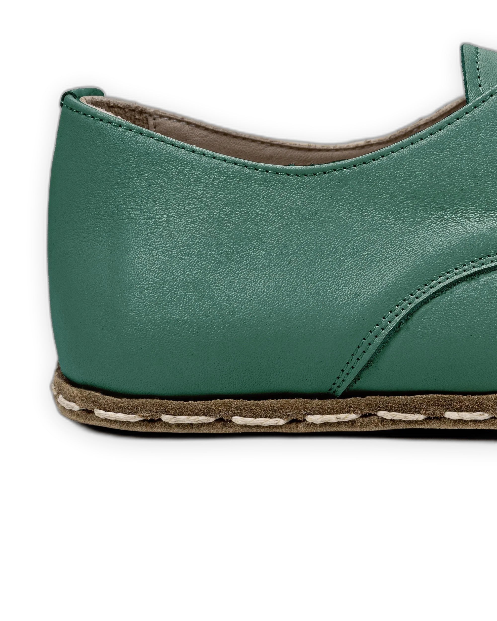 Close-up calf leather - Green Oxford Shoes Detail | Bespoky