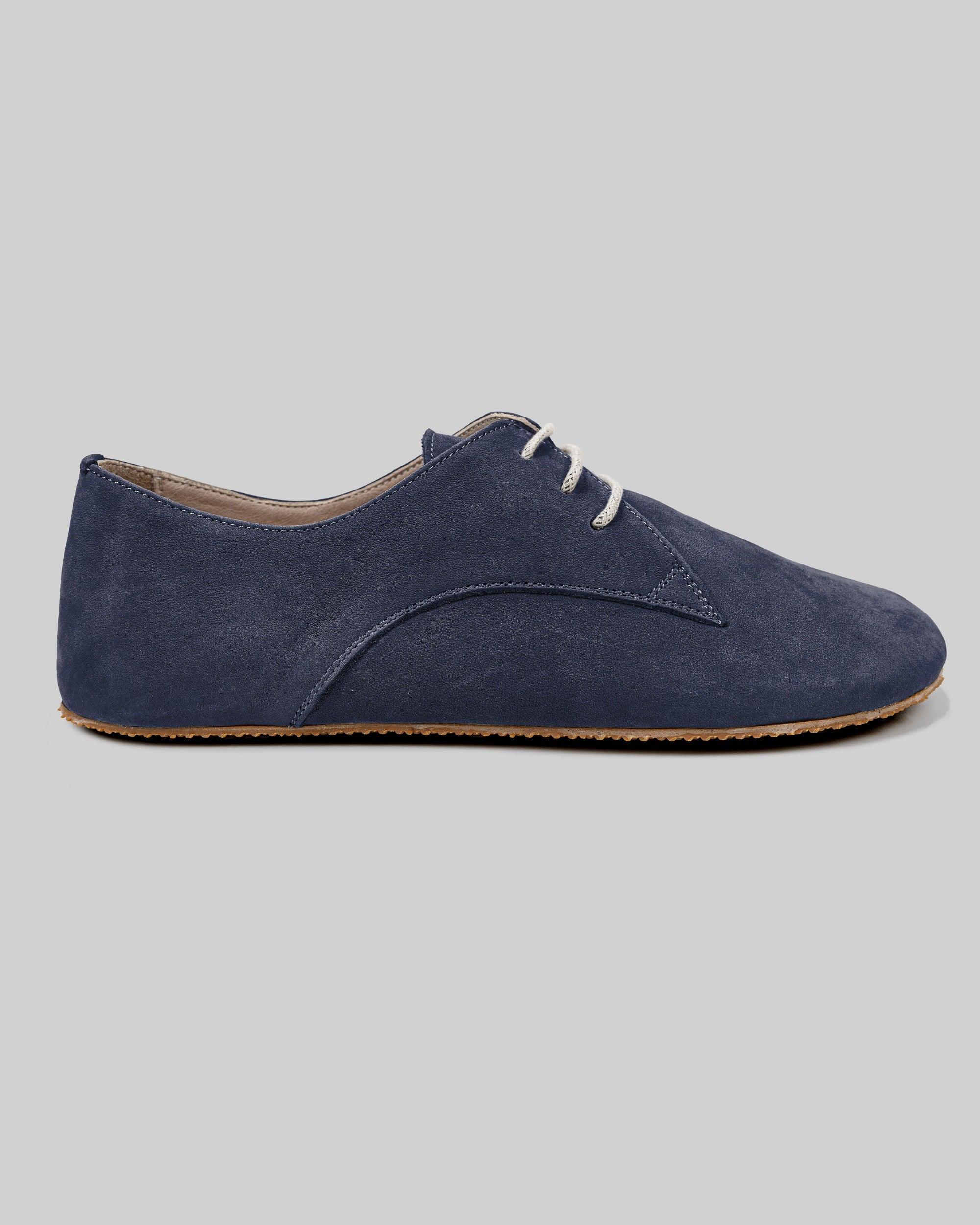 Close-up calf leather - Navy Oxford Shoes Detail | Bespoky
