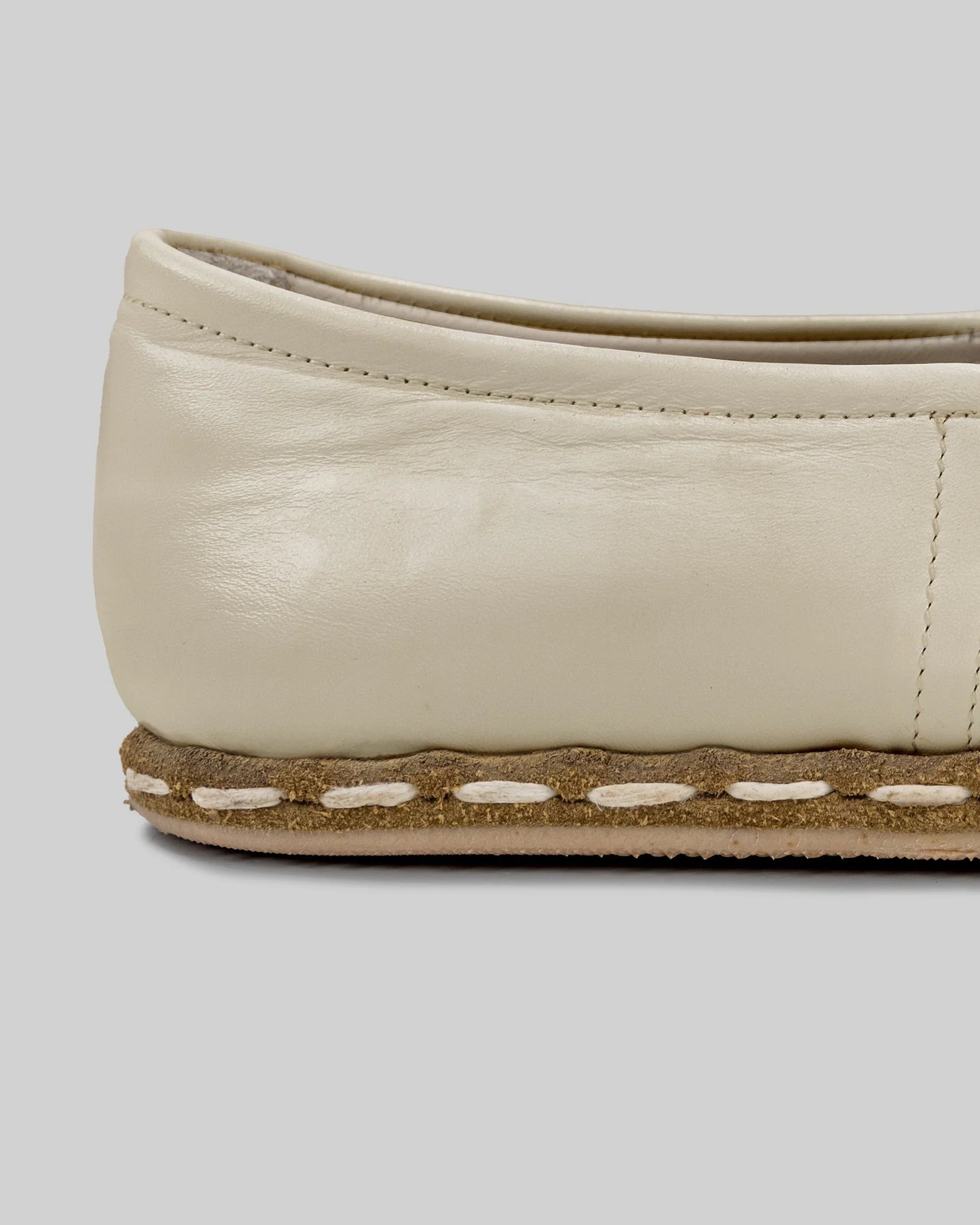 Detail Beige Yemeni Shoes - Handcrafted Calf Leather Turkey | Bespoky