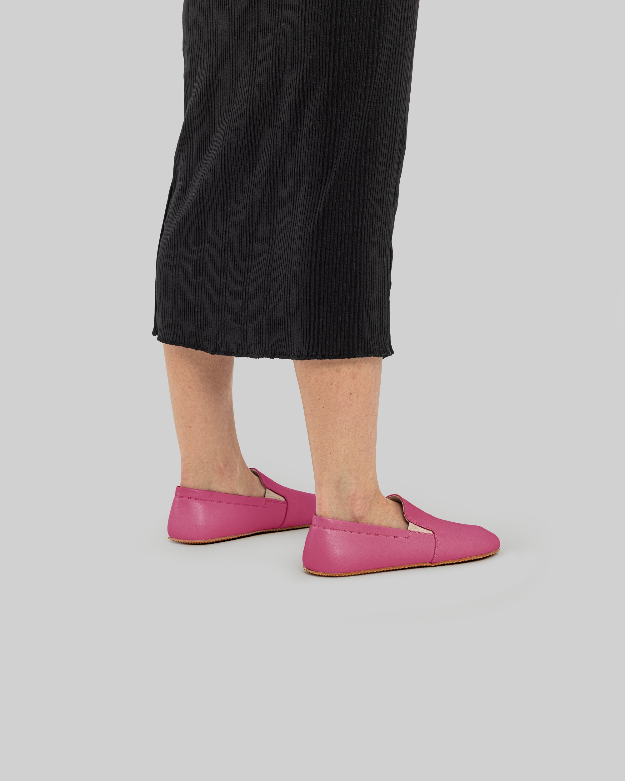 Detail Fuchsia Barefoot Shoes - Handcrafted Calf Leather Turkey | Bespoky