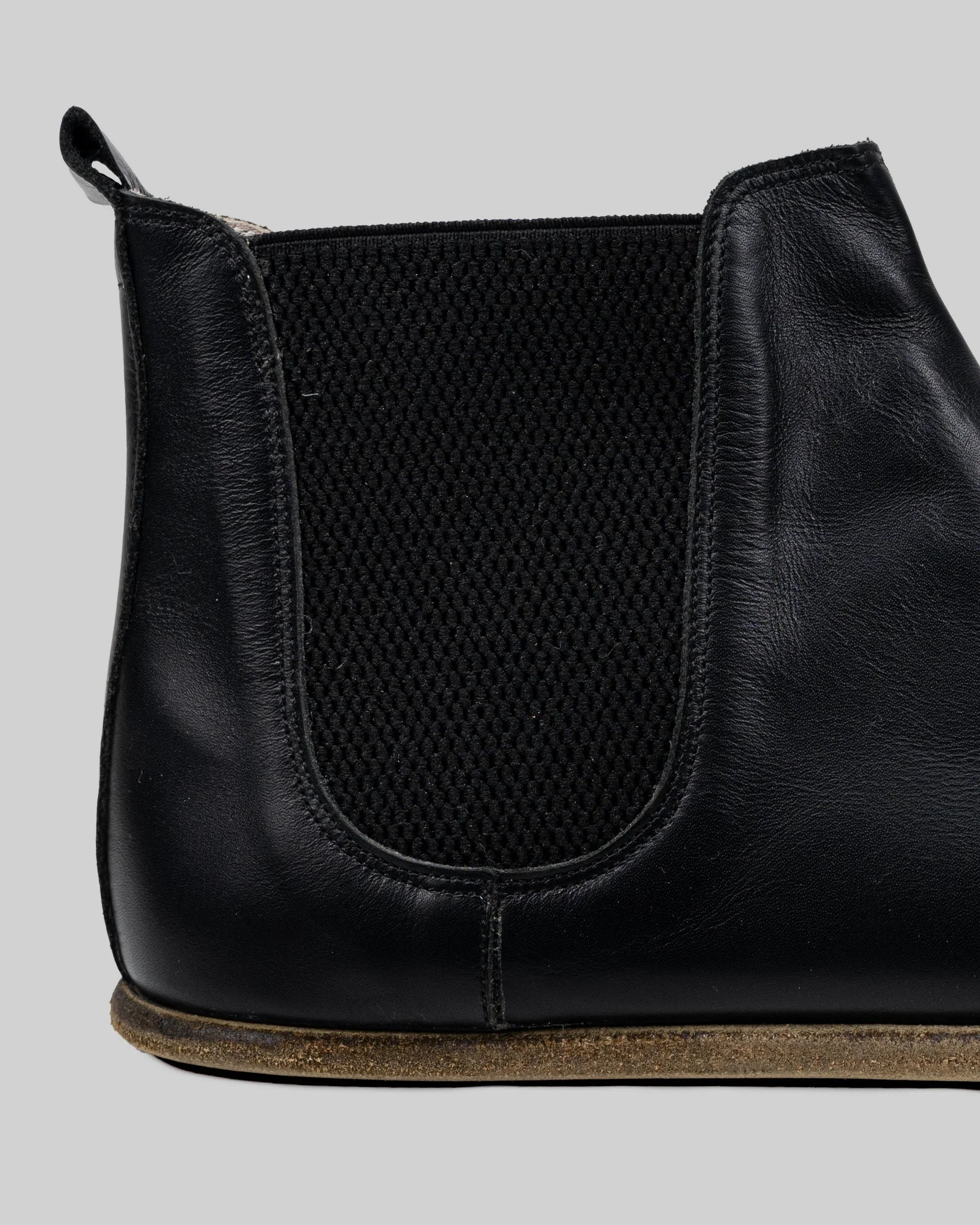Detail Black Chelsea Boots - Handcrafted Calf Leather Turkey | Bespoky