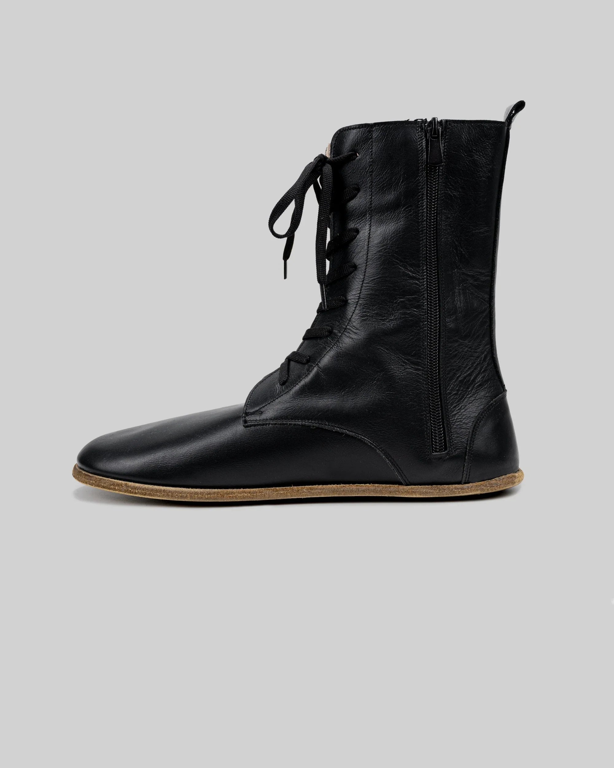Men's Black Barefoot Boot - Handcrafted Calf Leather Wide Toe Box | Bespoky
