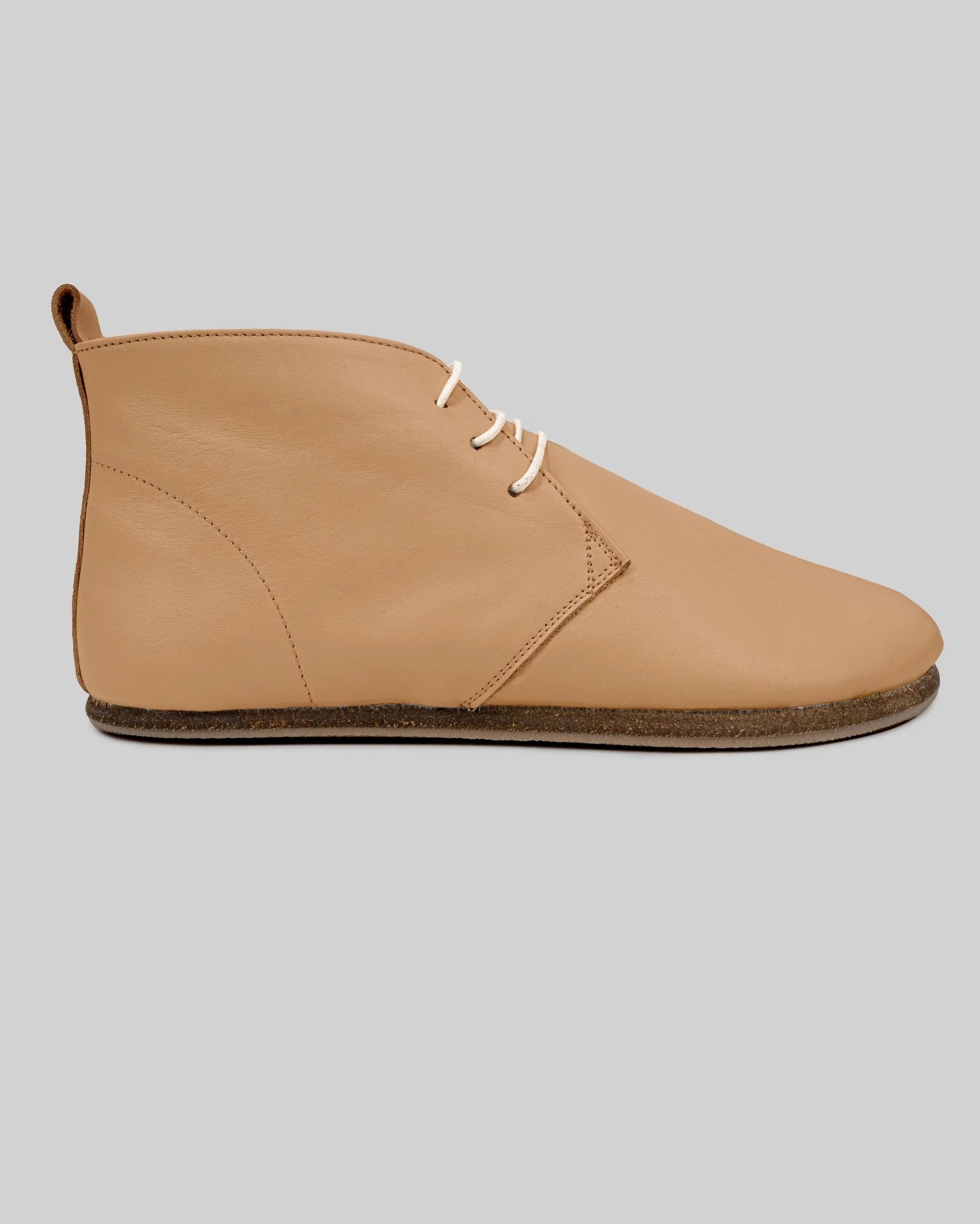 Close-up calf leather - Undyed Ankle Boots Detail | Bespoky