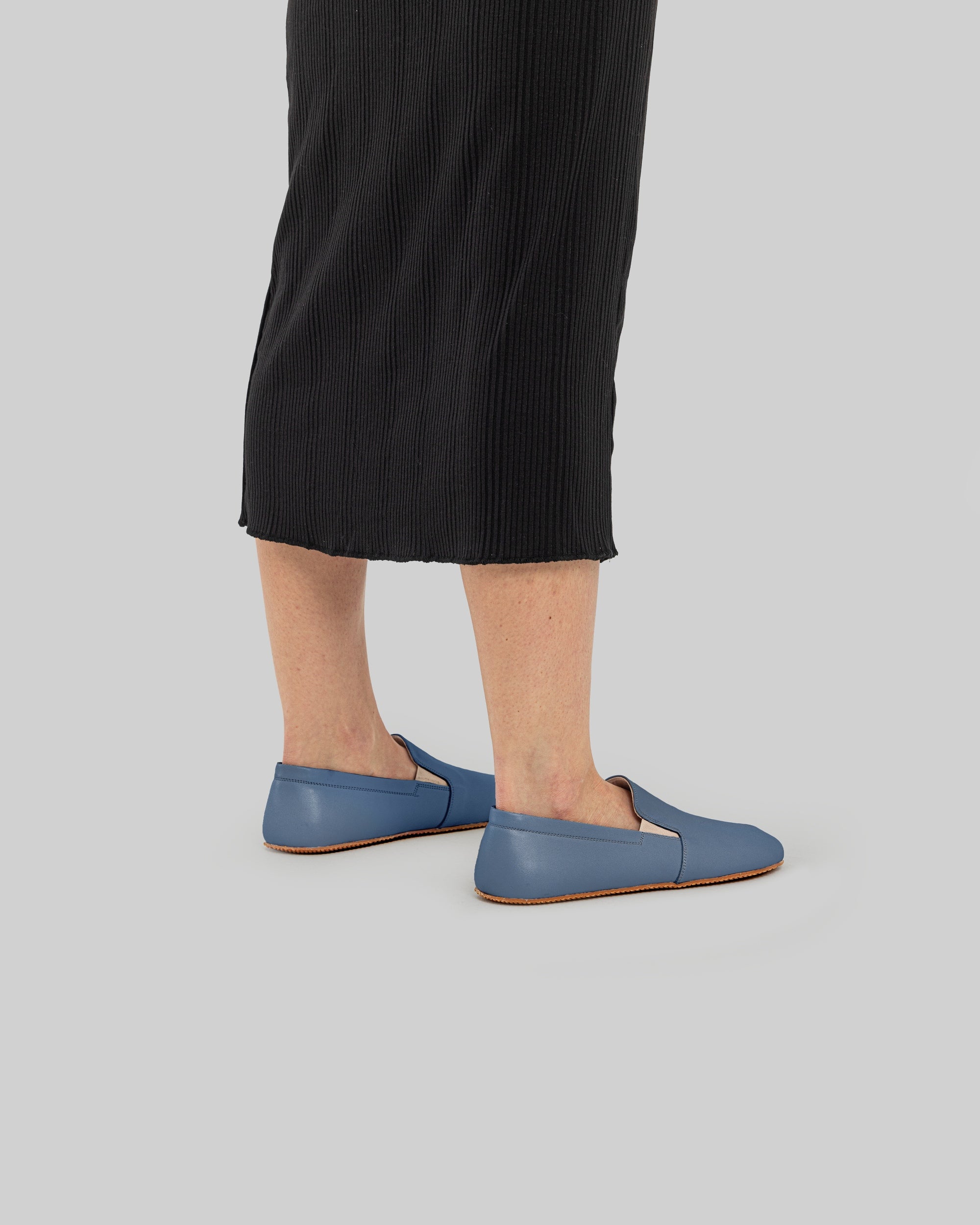 Close-up calf leather - Jean Blue Barefoot Shoes Detail | Bespoky