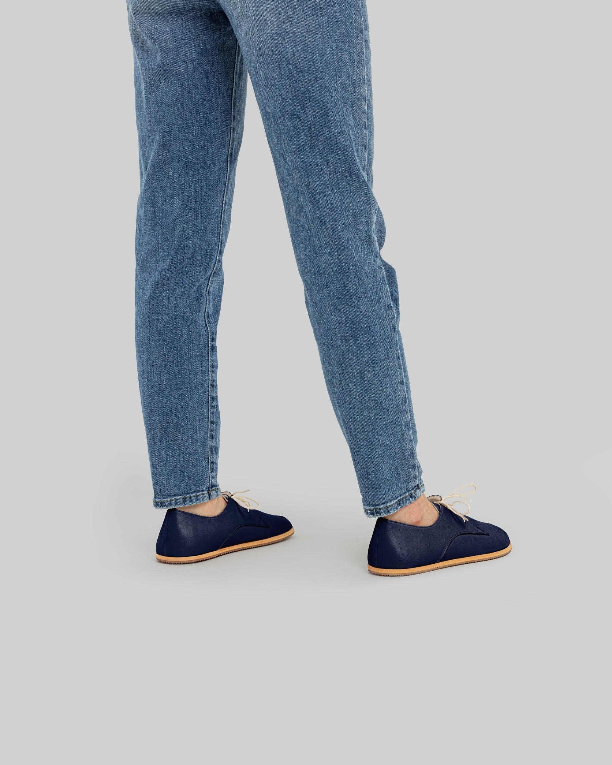 Detail Navy Blue Oxford Shoes - Handcrafted Calf Leather Turkey | Bespoky