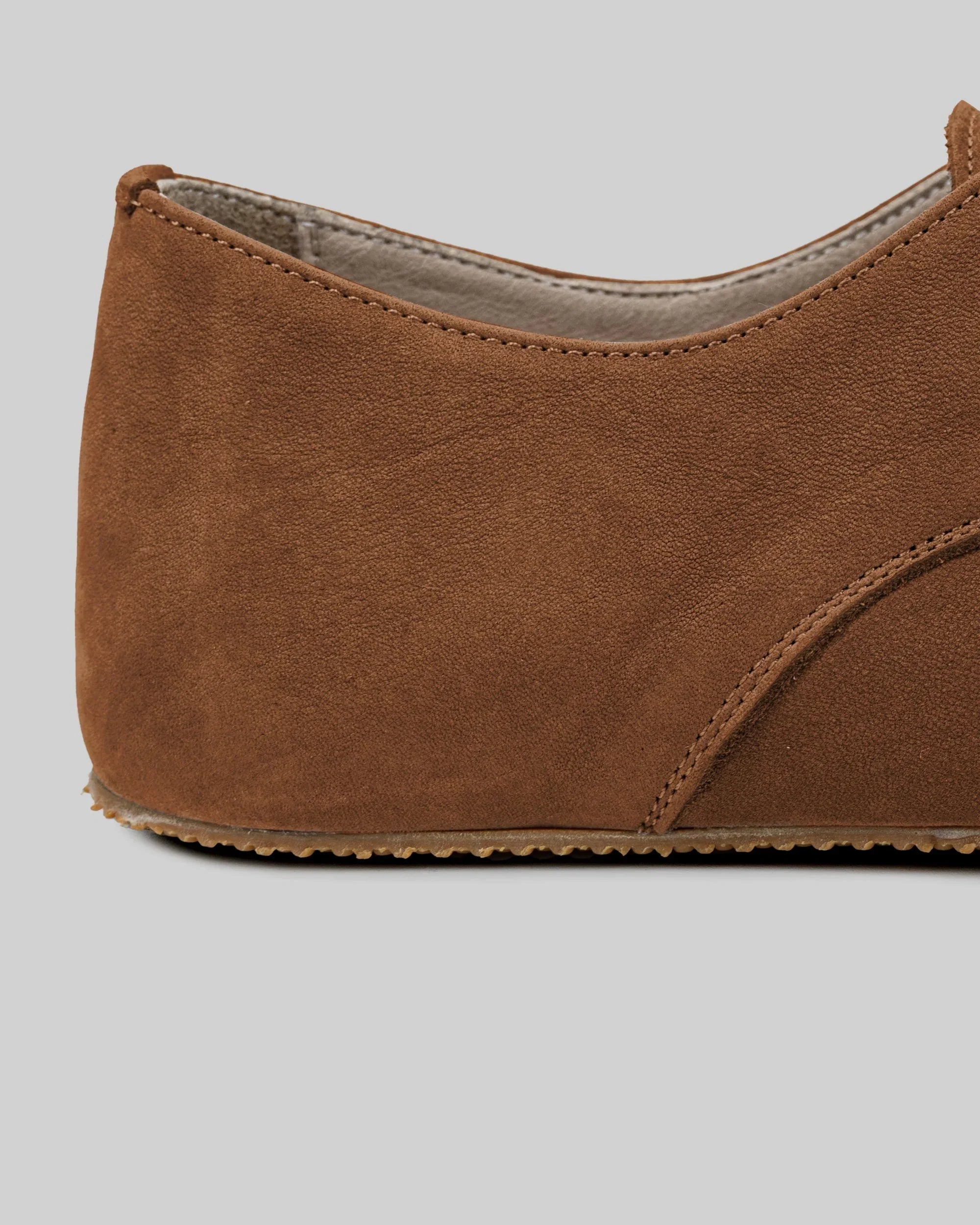 Detail Tan Nubuck Oxford Shoes - Handcrafted Calf Leather Turkey | Bespoky