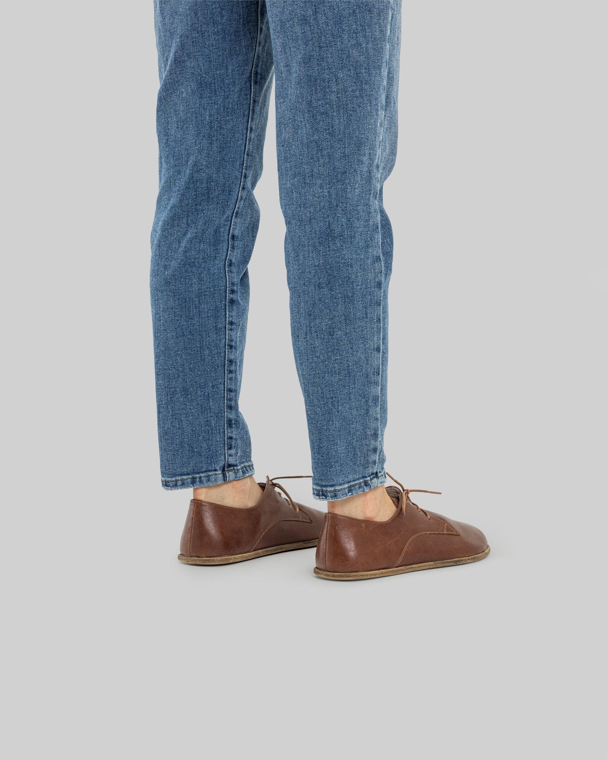 Close-up calf leather - Brown Oxford Shoes Detail | Bespoky