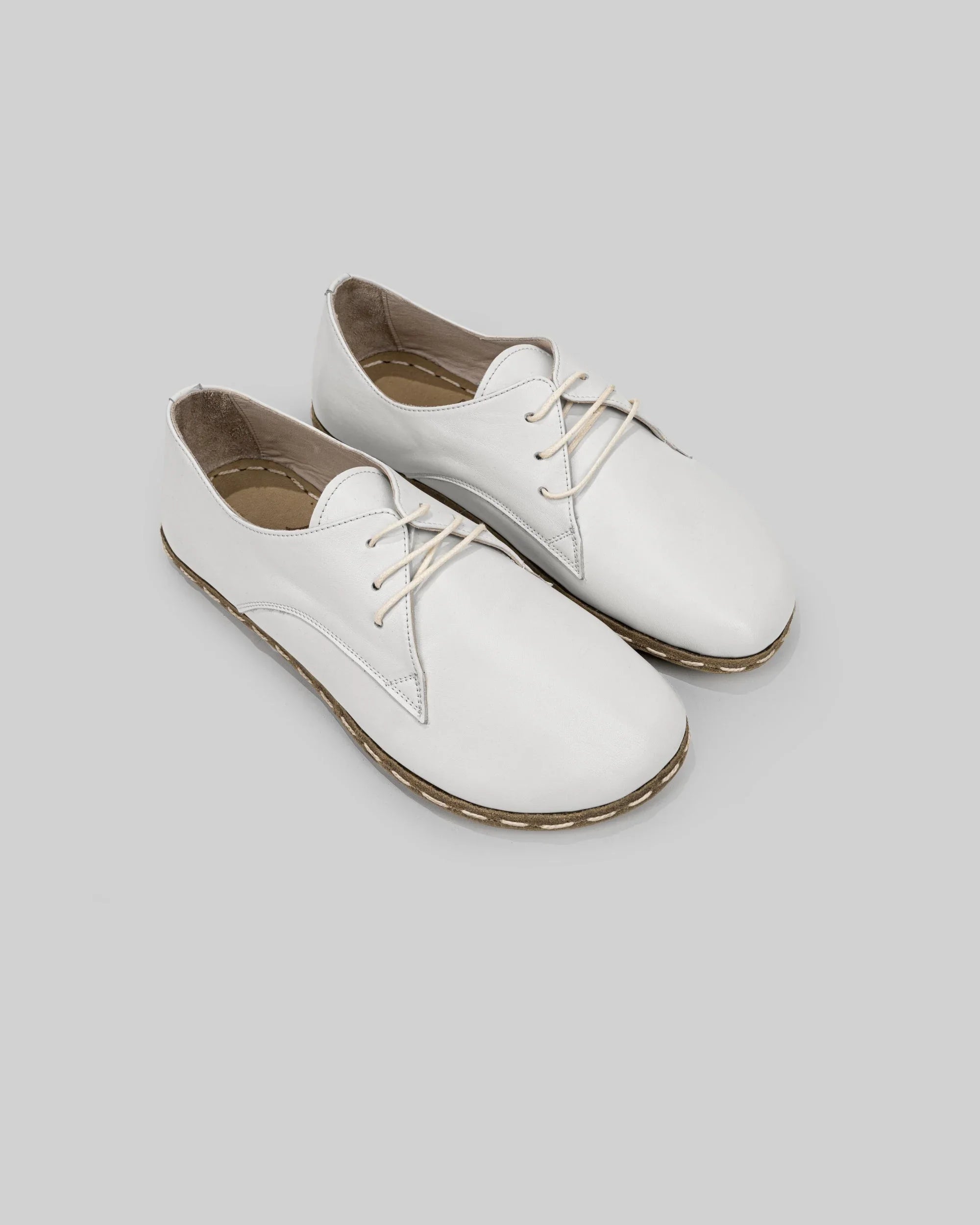 Men's White Oxford Shoes - Handcrafted Calf Leather Wide Toe Box | Bespoky