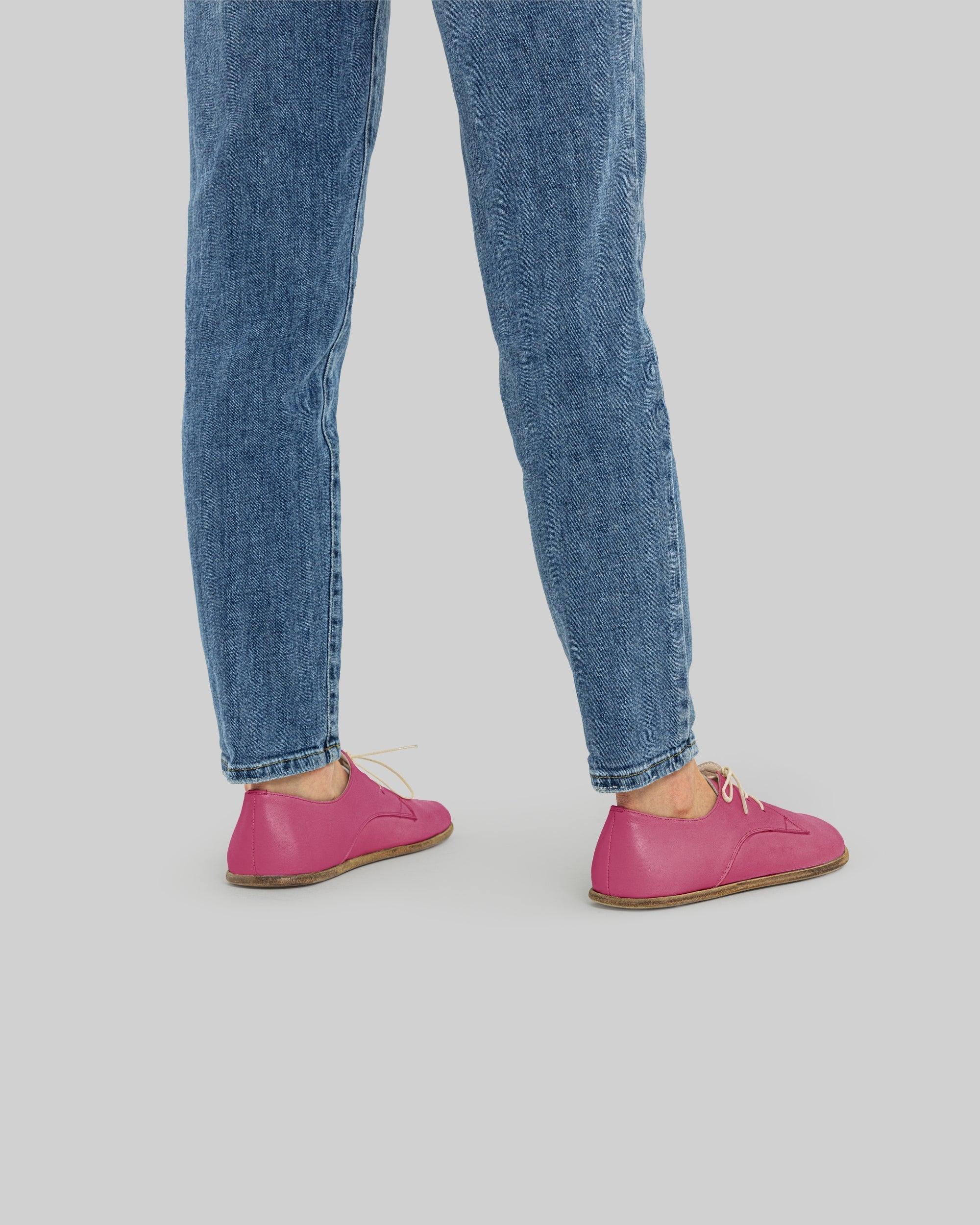 Detail Fuchsia Oxford Shoes - Handcrafted Calf Leather Turkey | Bespoky