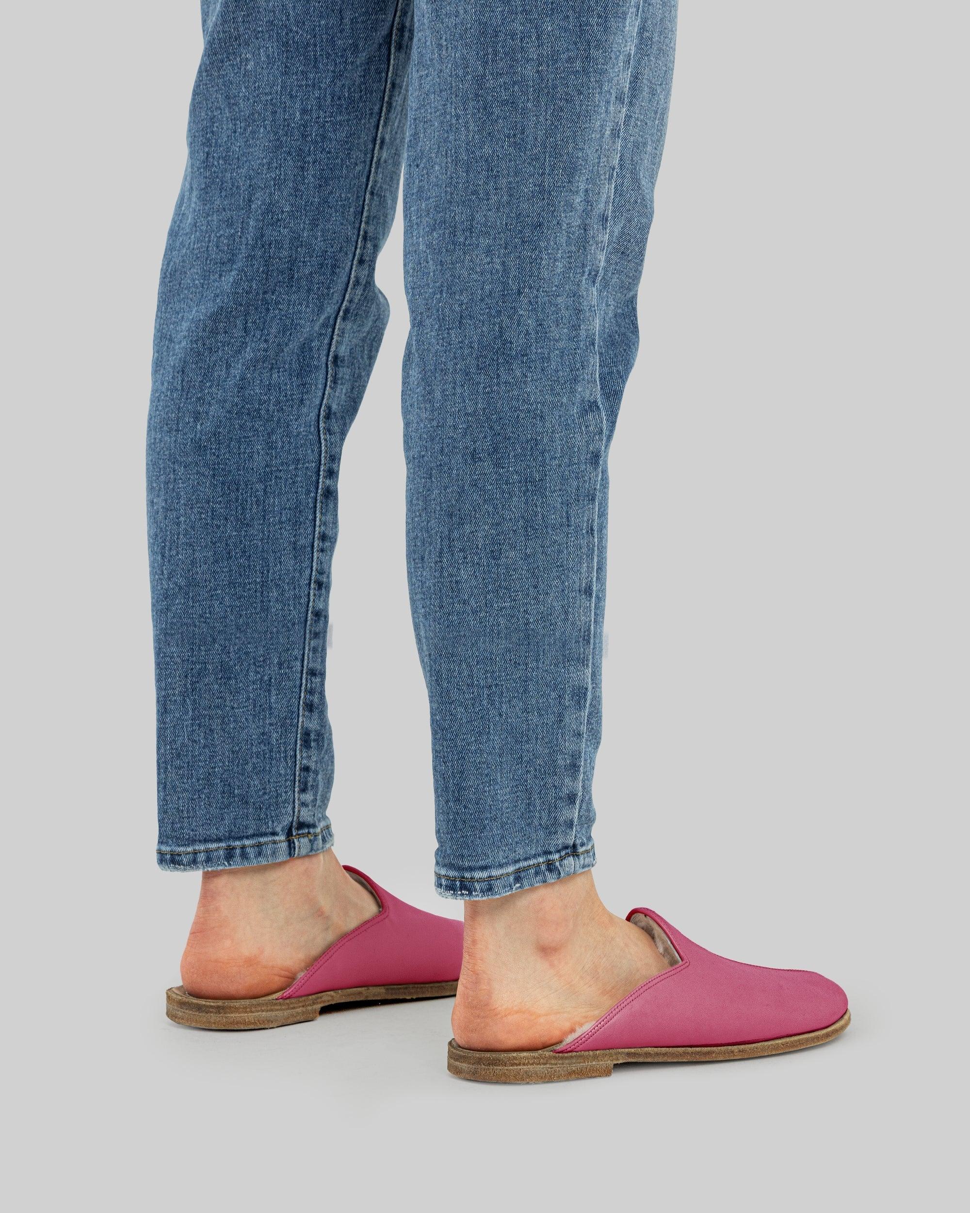 Detail Fuchsia Shearling Slippers - Handcrafted Calf Leather Turkey | Bespoky