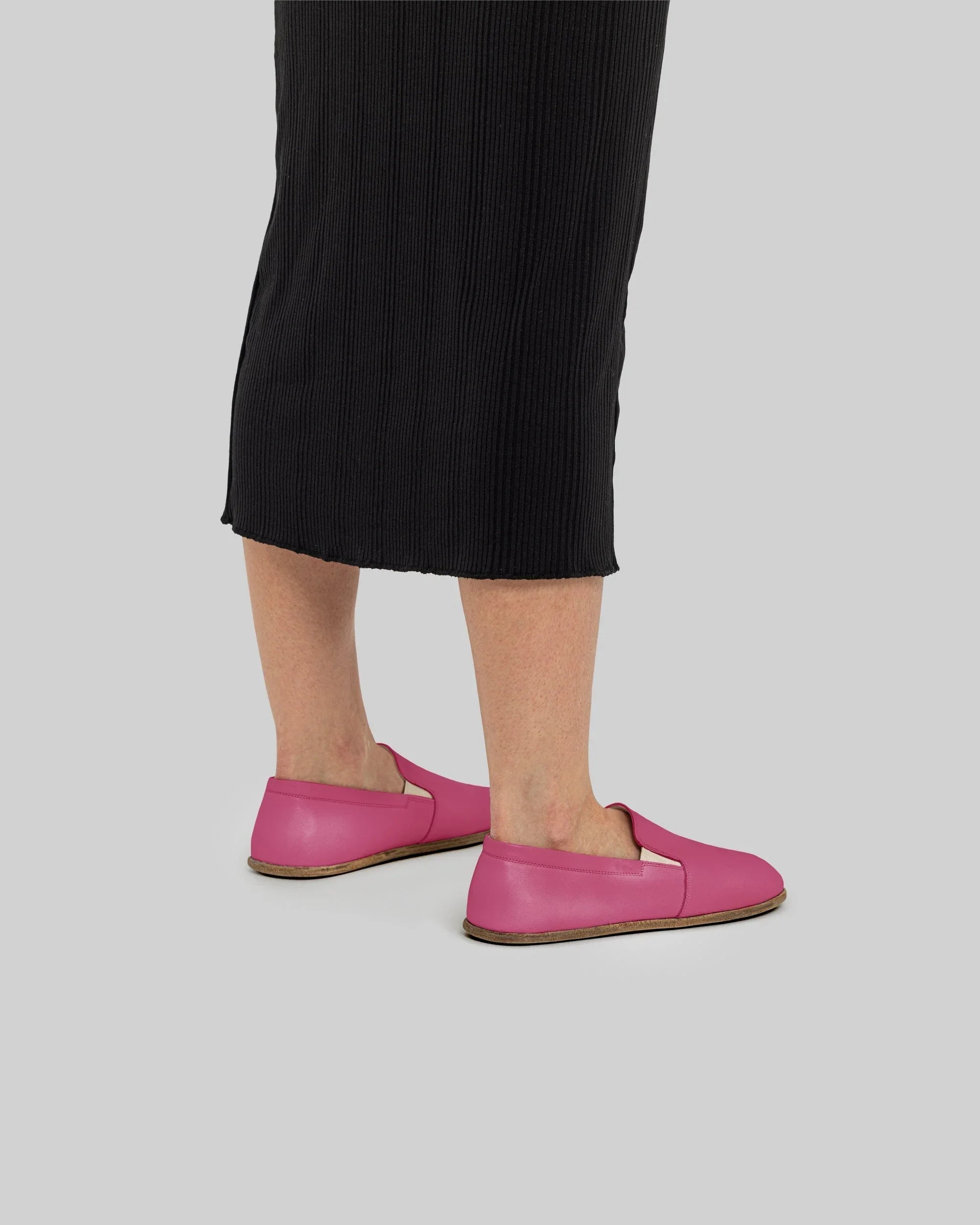 Detail Fuchsia Barefoot Shoes - Handcrafted Calf Leather Turkey | Bespoky