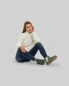 Close-up calf leather - Green Suede Chelsea Boots Detail | Bespoky