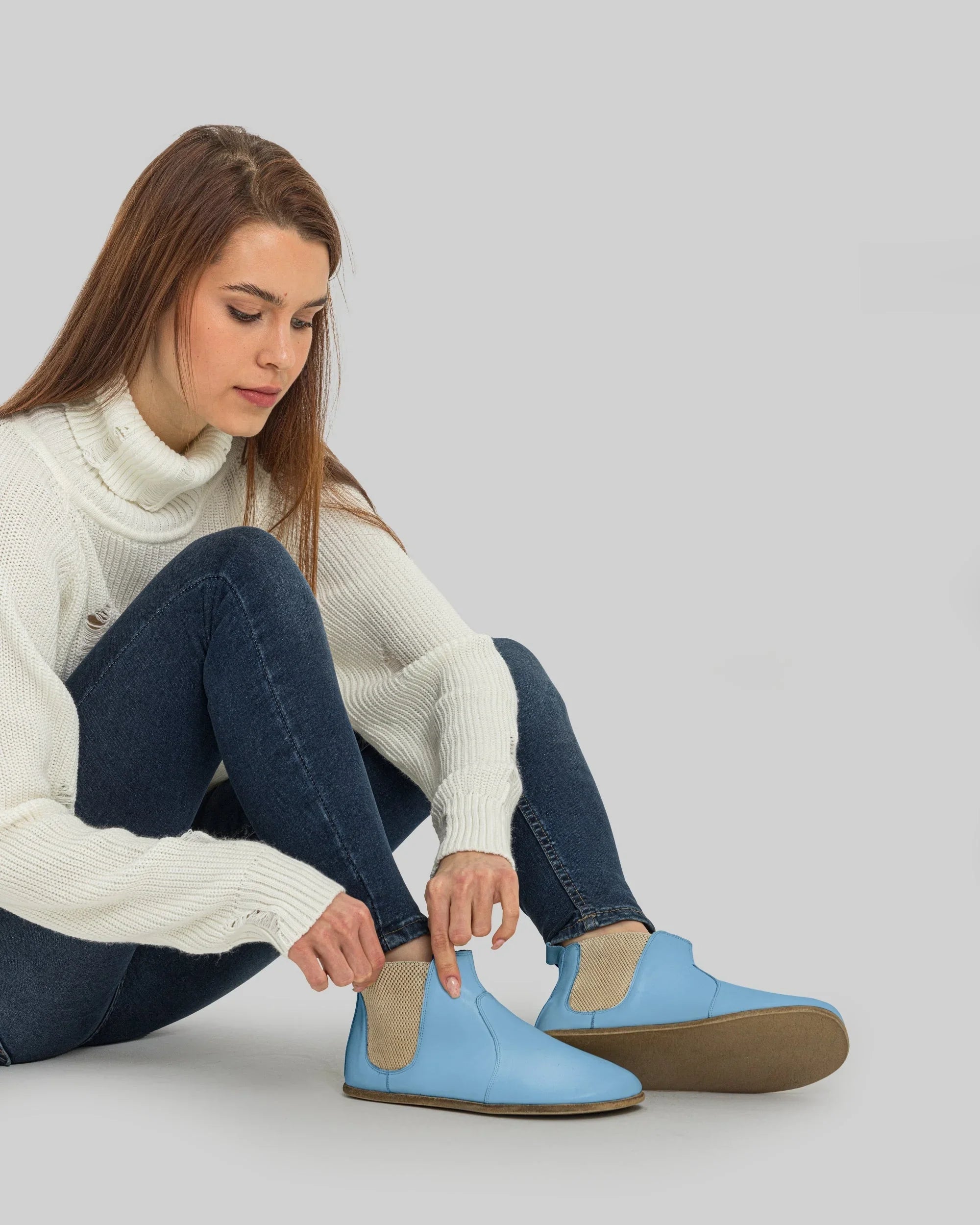 Close-up calf leather - Baby Blue Chelsea Boots Detail | Bespoky