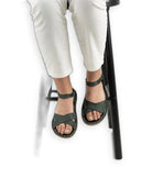 Detail Green Barefoot Sandal - Handcrafted Calf Leather Turkey | Bespoky