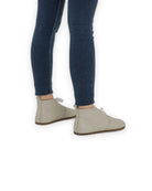 Close-up calf leather - Lucas Beige Ankle Boots Detail | Bespoky