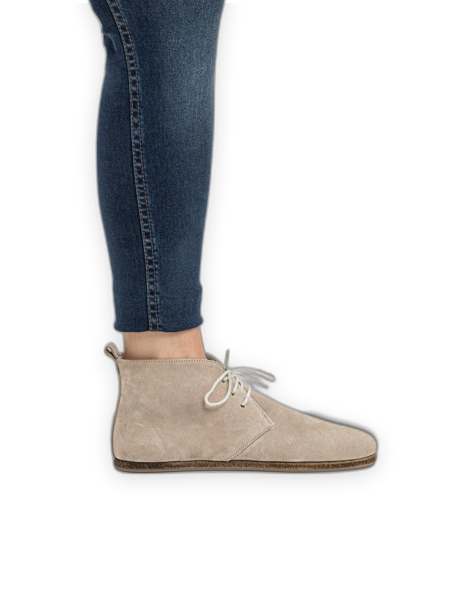 Close-up calf leather - Beige Nubuck Ankle Boots Detail | Bespoky