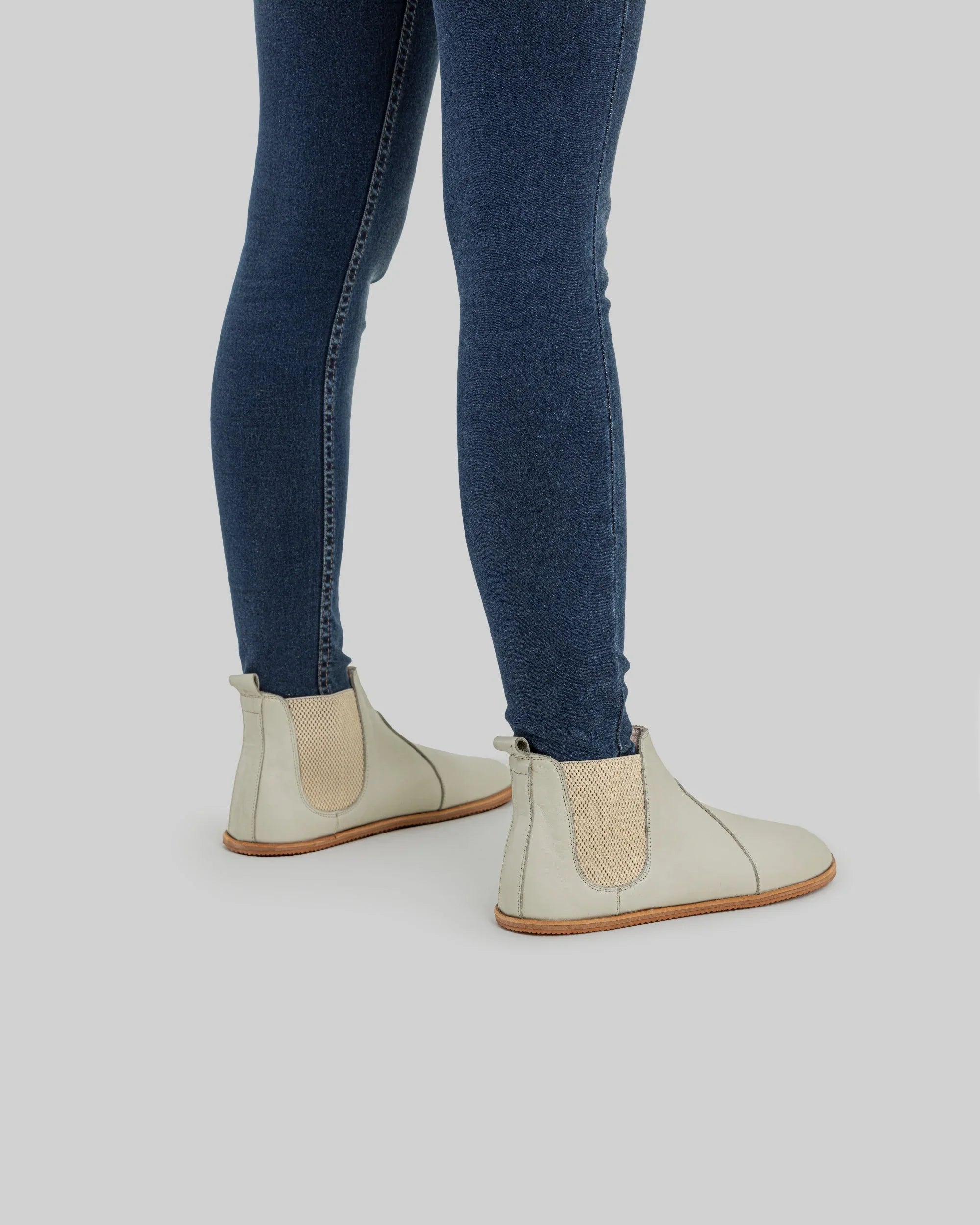 Sole detail Lucas Beige Chelsea Boots - Zero Drop Calf Leather | Bespoky