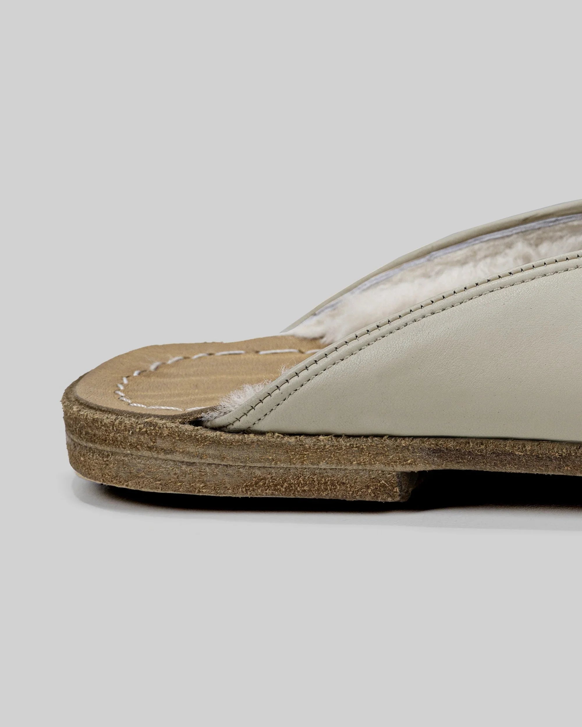 Top view Lucas Beige Shearling Slippers - Handcrafted Calf Leather | Bespoky