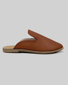Close-up calf leather - Dark Brown Pointed Toe Mules Detail | Bespoky