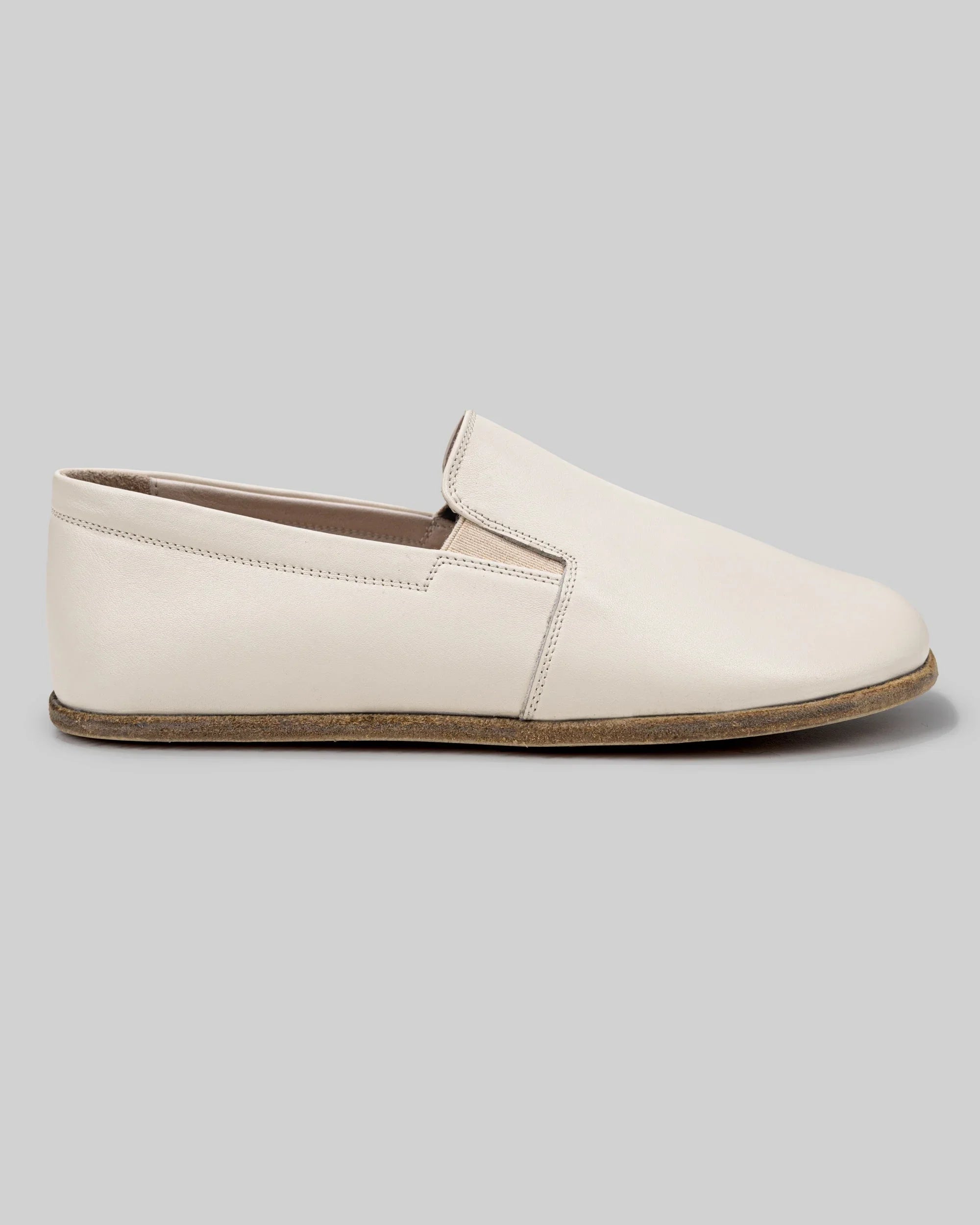 Close-up calf leather - Cream Barefoot Shoes Detail | Bespoky