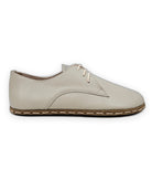 Close-up calf leather - Lucas Beige Oxford Shoes Detail | Bespoky