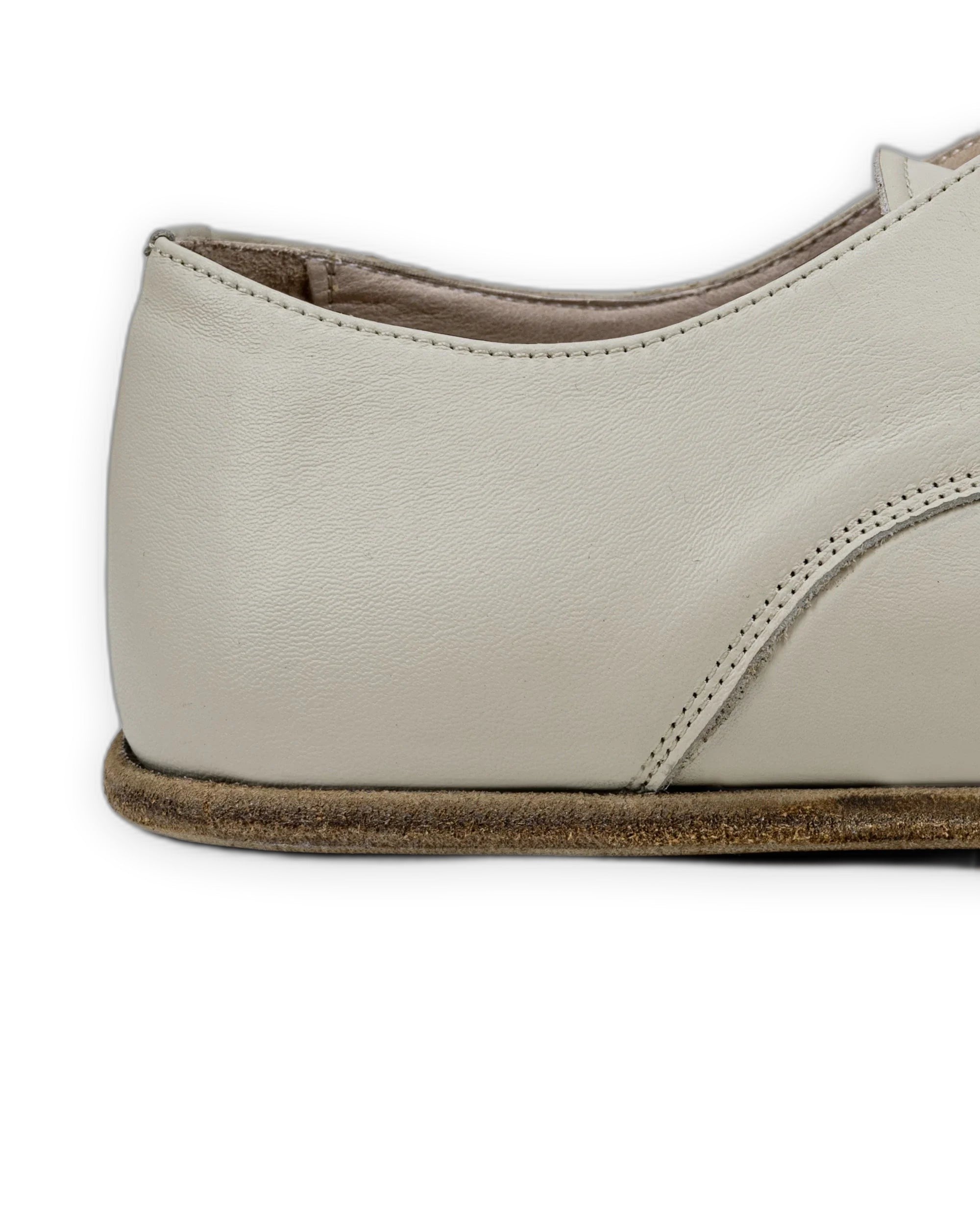 Close-up calf leather - Lucas Beige Oxford Shoes Detail | Bespoky