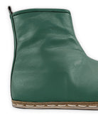 Close-up calf leather - Green Chelsea Boots Detail | Bespoky