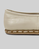 Detail Beige Yemeni Shoes - Handcrafted Calf Leather Turkey | Bespoky